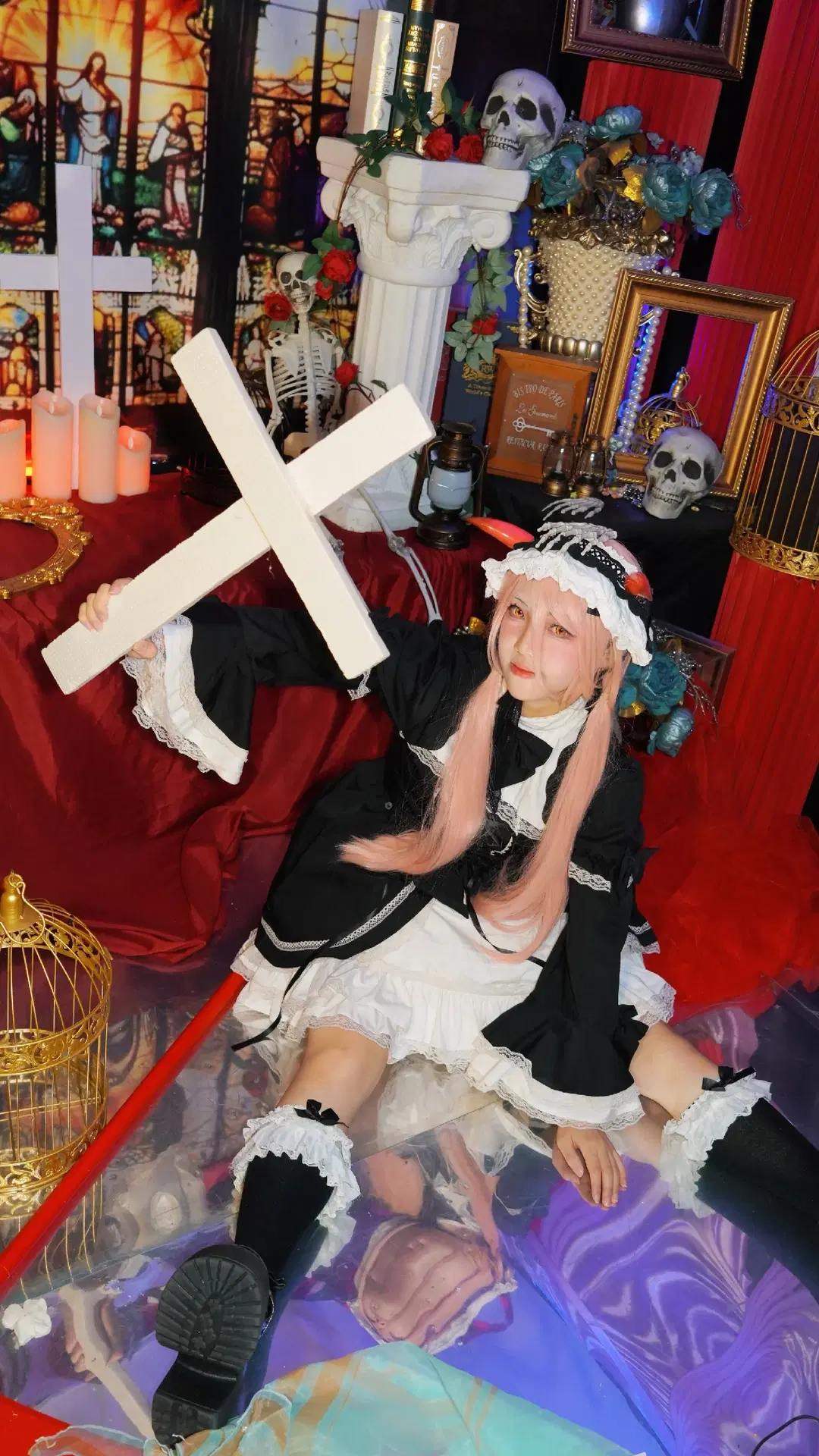 【パワーのコスプレ】『チェンソーマン』メイドパワー、赤と黒のゴシックが織りなす二重の魅力 - 萧晓雾 - 4枚目