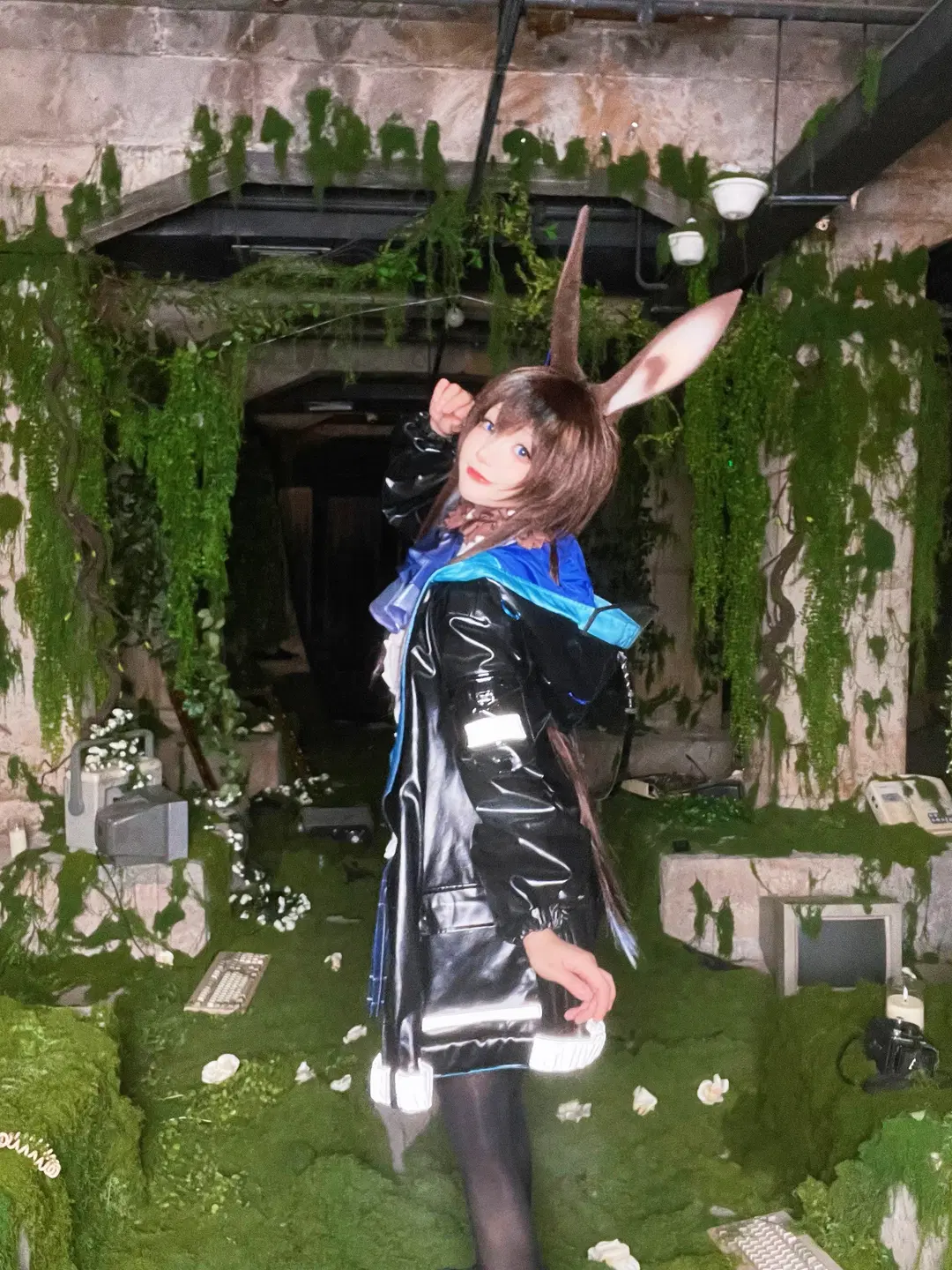 Amiya cosplay, Bunny ears, Black stockings, Straight out of camera (SOOC), overgrown ruins