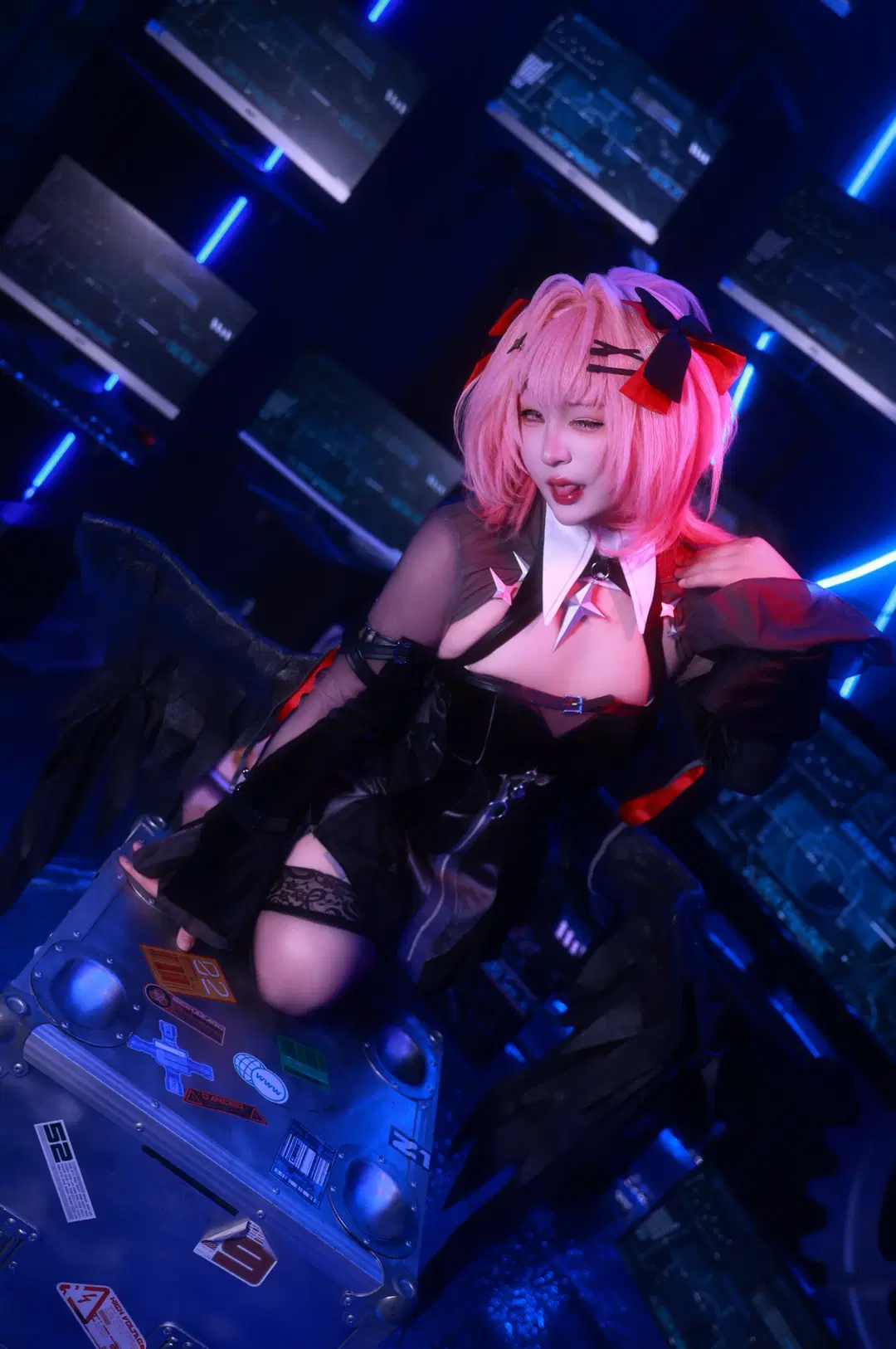 [Remielle cosplay] Zenless Zone Zero Cyberpunk Atmosphere Dialed to the Max by 片片 - Image 3