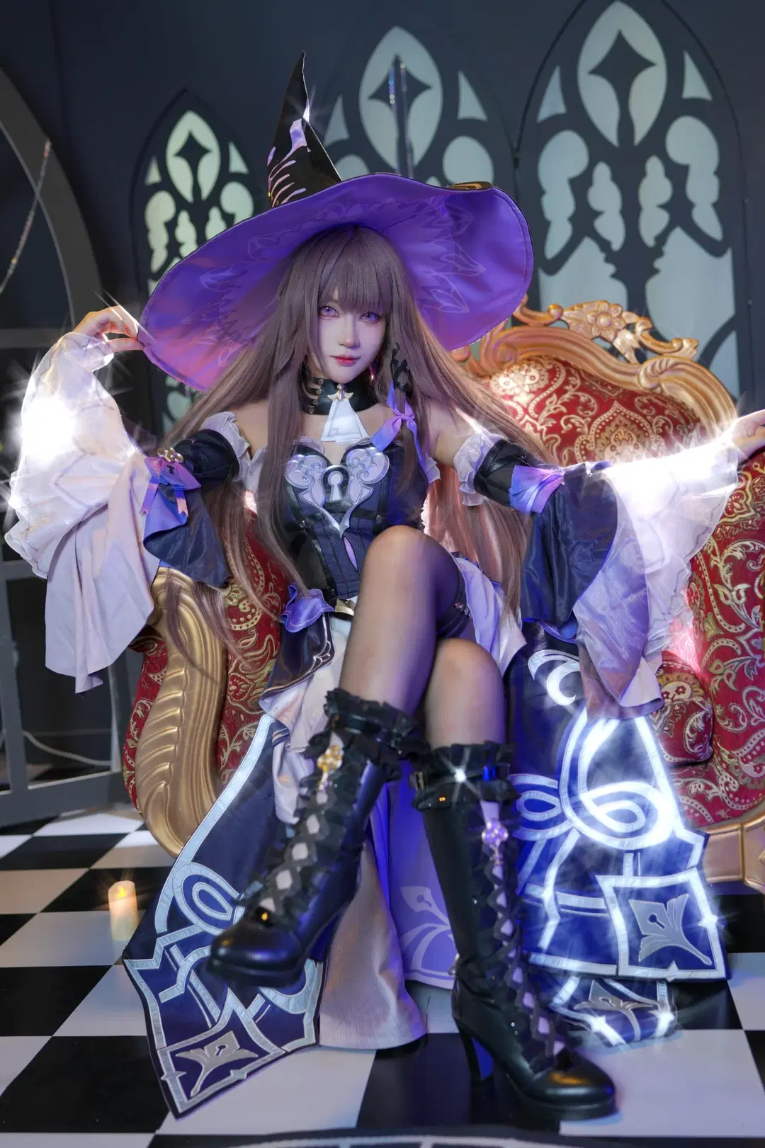 [Herta cosplay] Honkai: Star Rail: The Pointy-Hatted Lady Embodying Both Beauty and a Short Temper by 叶不耶ye - Image 2