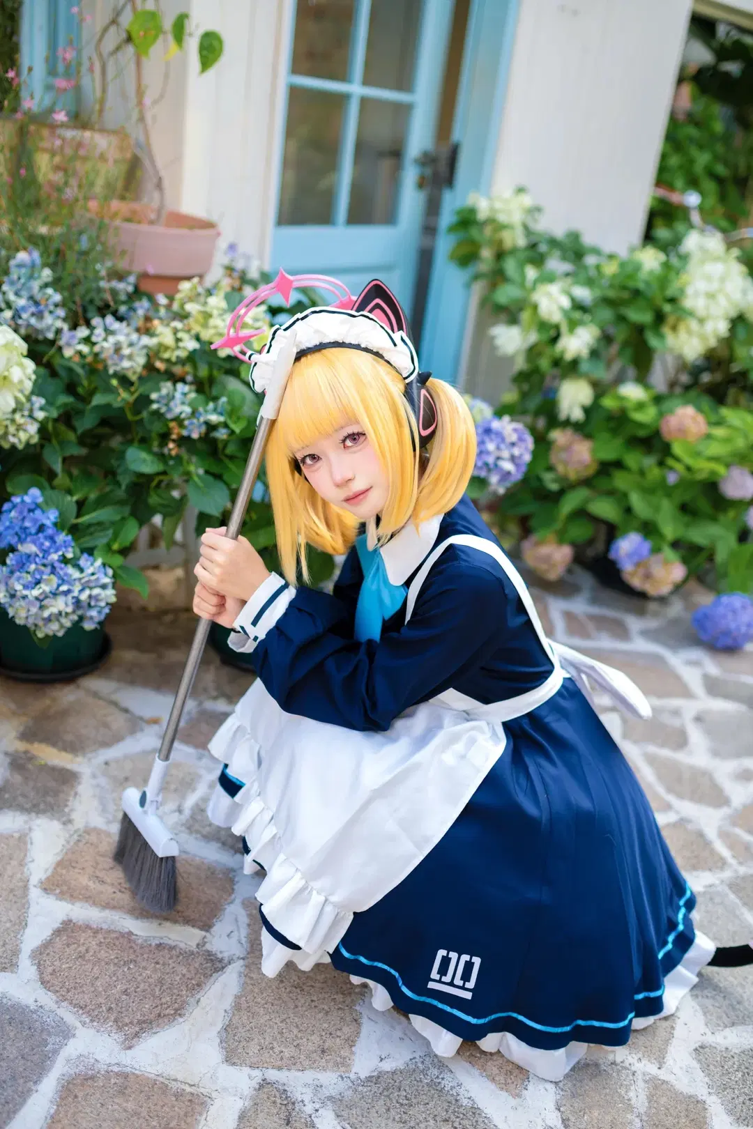 [Saiba Momoi cosplay] Blue Archive: Dessert Time After the Meal by 了了ovo - Image 6