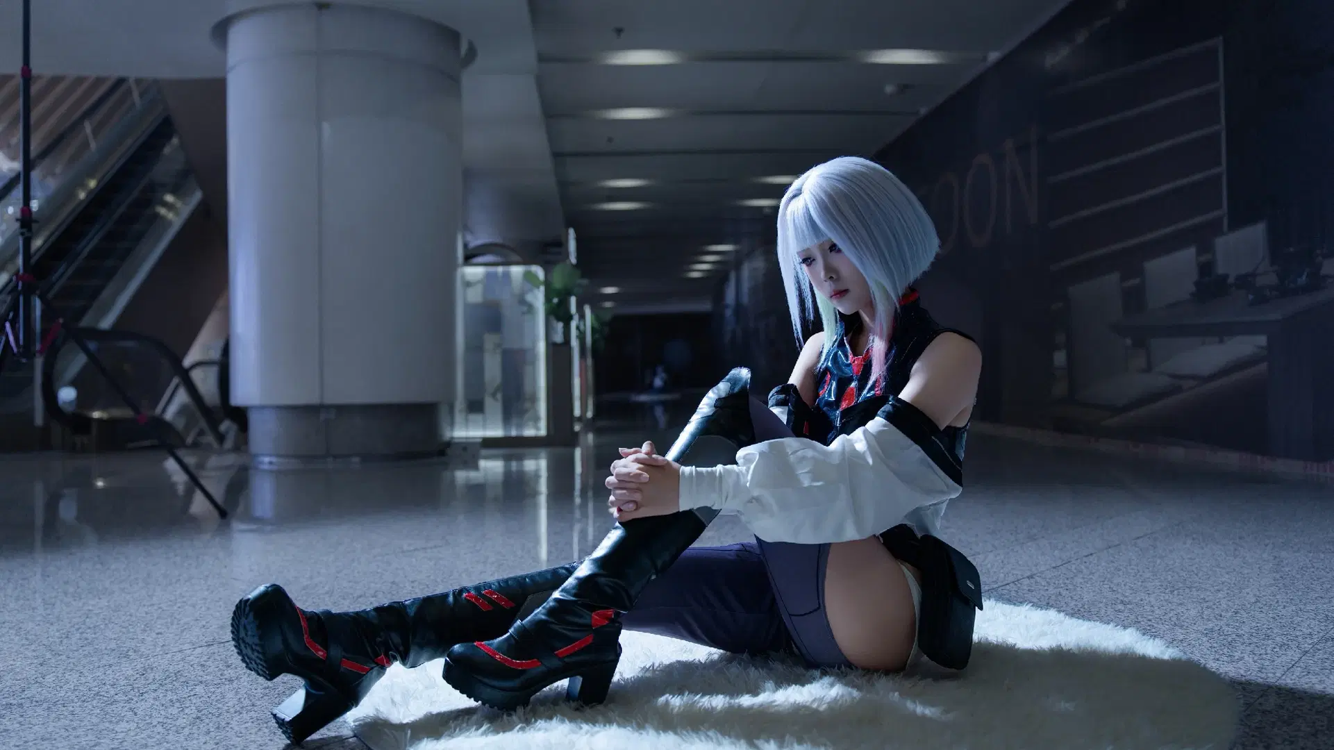 【露西cos】赛博朋克边缘行者，赛博都市里的冷峻特工 - 尤加-Yuga - 第2张