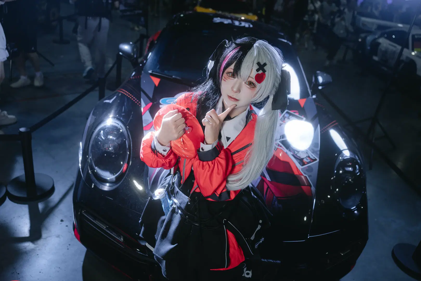 2D Portrait Records Beside Itasha at the Comic Exhibition by ZacsSnow - Image 8