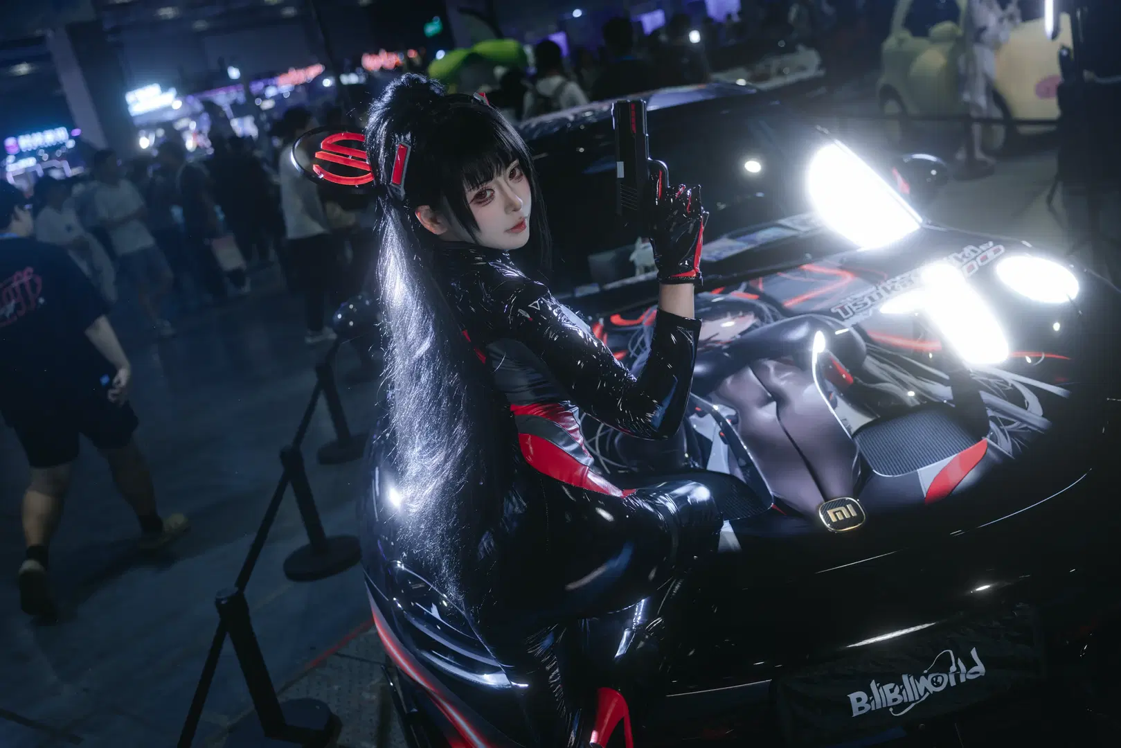漫展返图, cosplay分享, 赛博朋克风, 机械臂道具, 胶衣穿搭