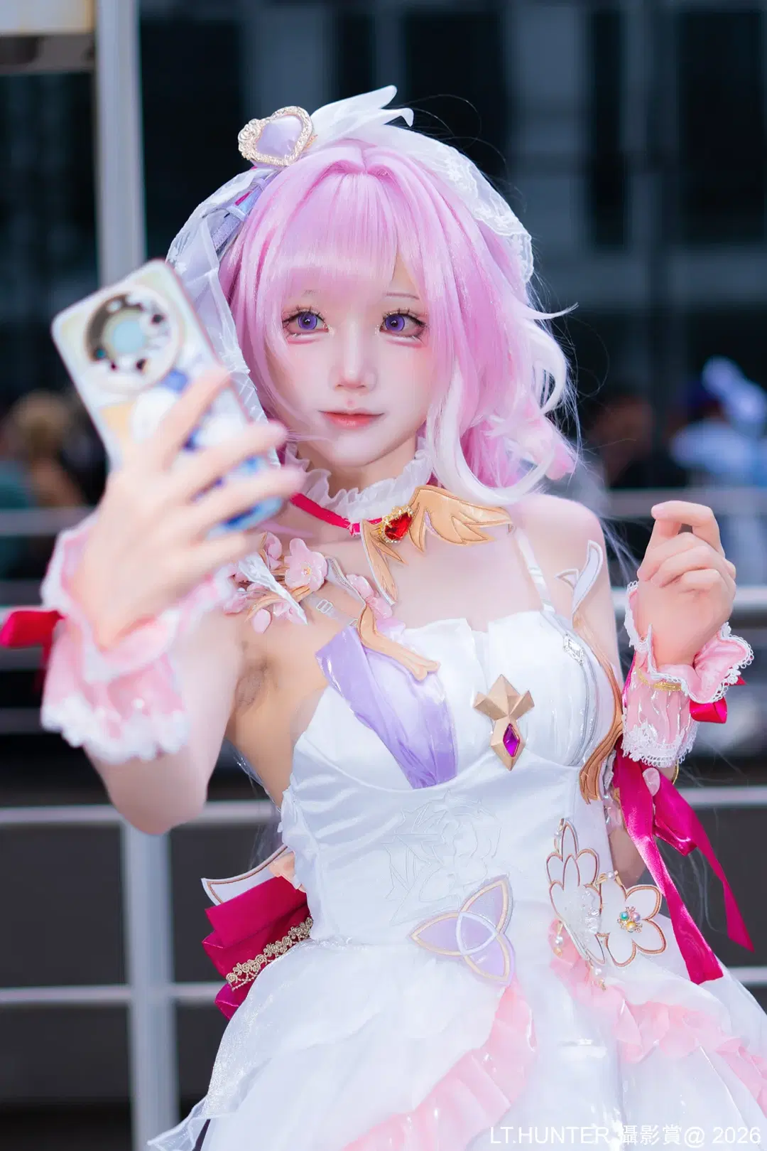 [Firefly ACG Expo] The Sweet Pink-and-White Little Reindeer at the Comic Convention by 聆聽獵人 - Image 5