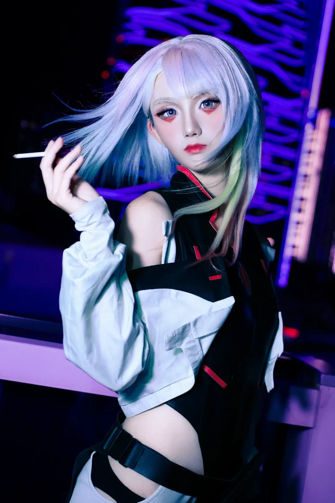 【露西cos】赛博朋克2077的夜之城月色