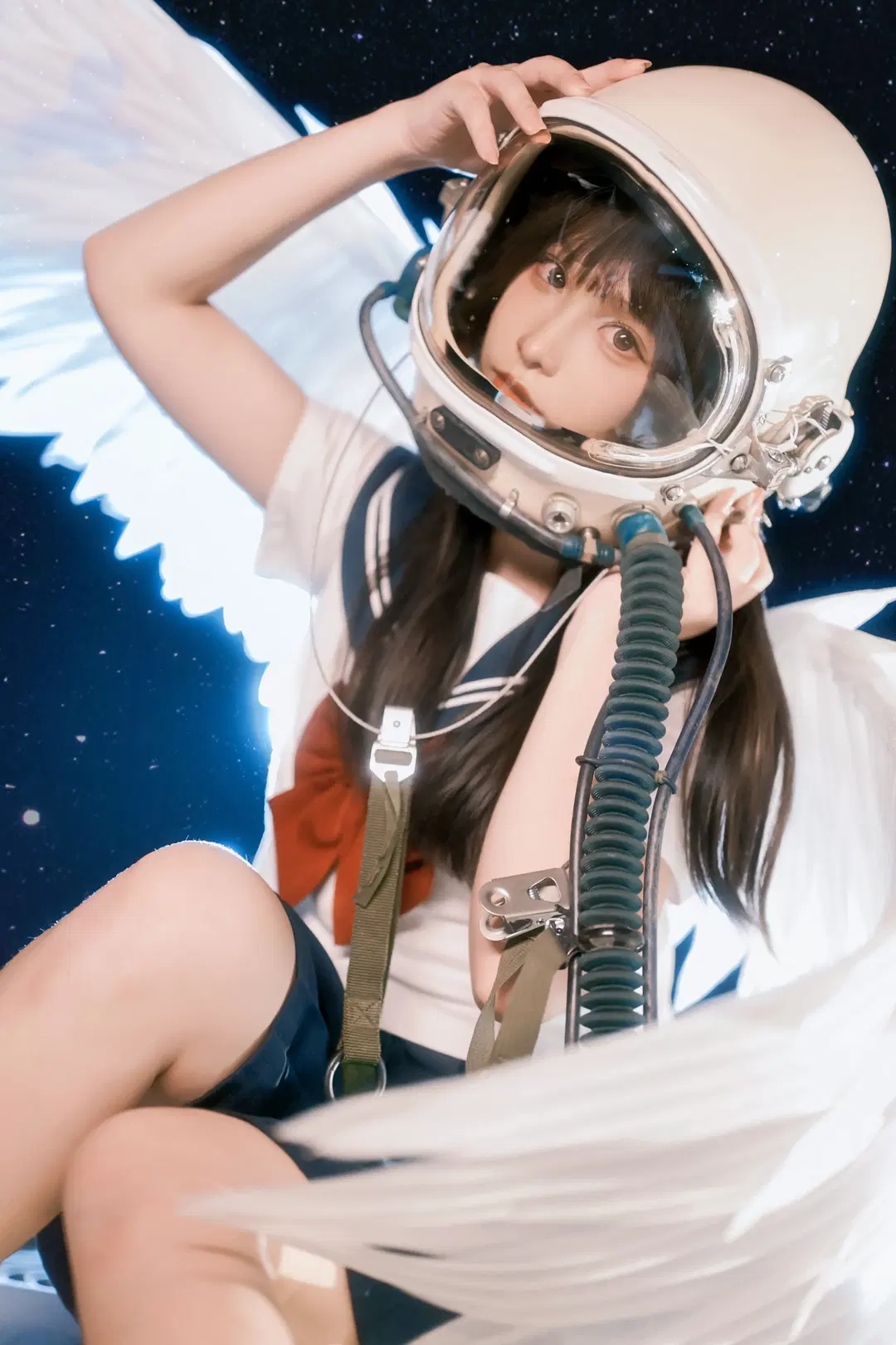 星空の下で紡ぐ宇宙飛行士JK制服の創作写真：幻想の宇宙飛行士のポートレート - 茄子酱i - 2枚目