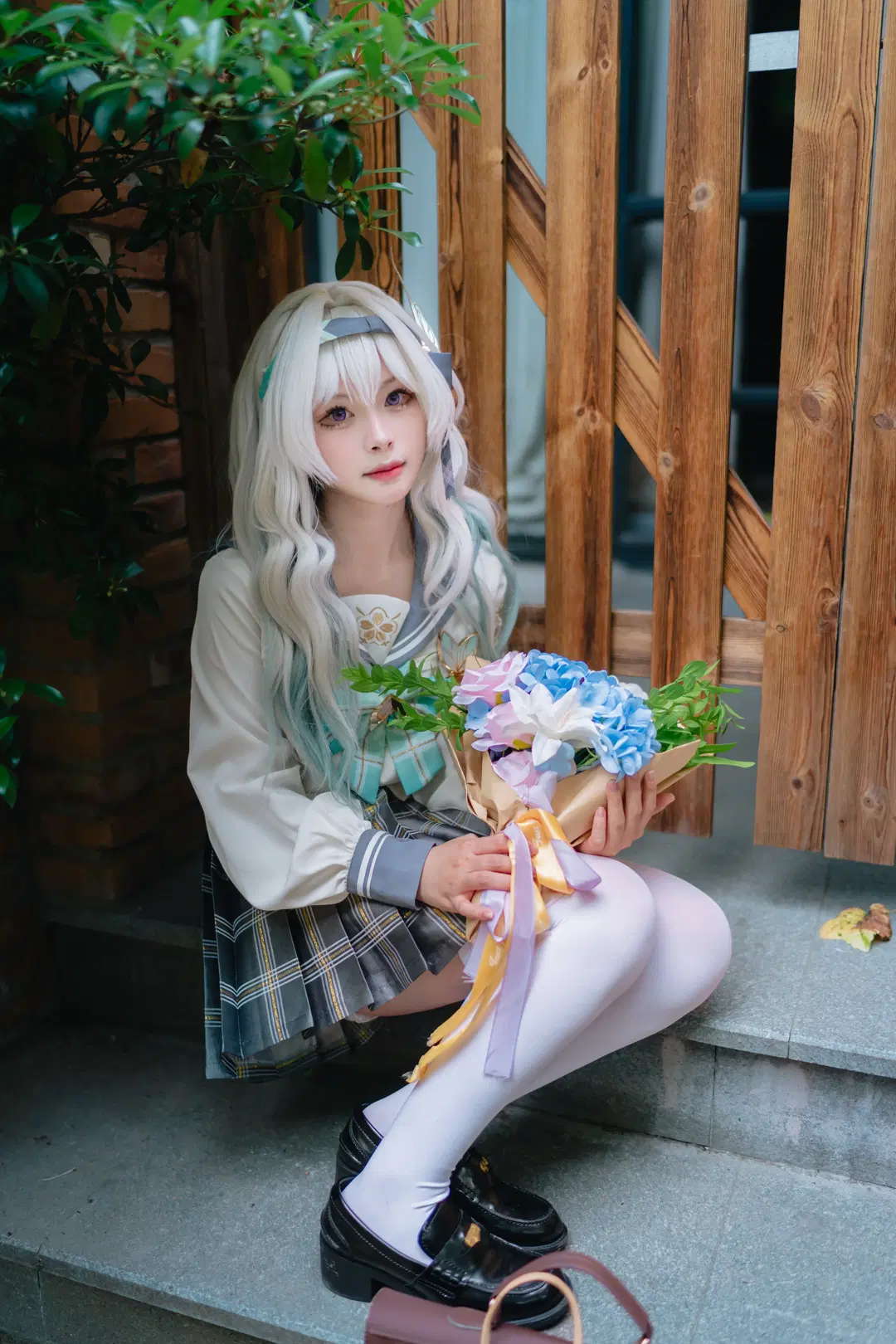 【ホタル コスプレ】『崩壊：スターレイル』ホタルの春の贈り物、JK制服と白ストッキングの至高の調和 - 淡墨（摄影版） - 10枚目