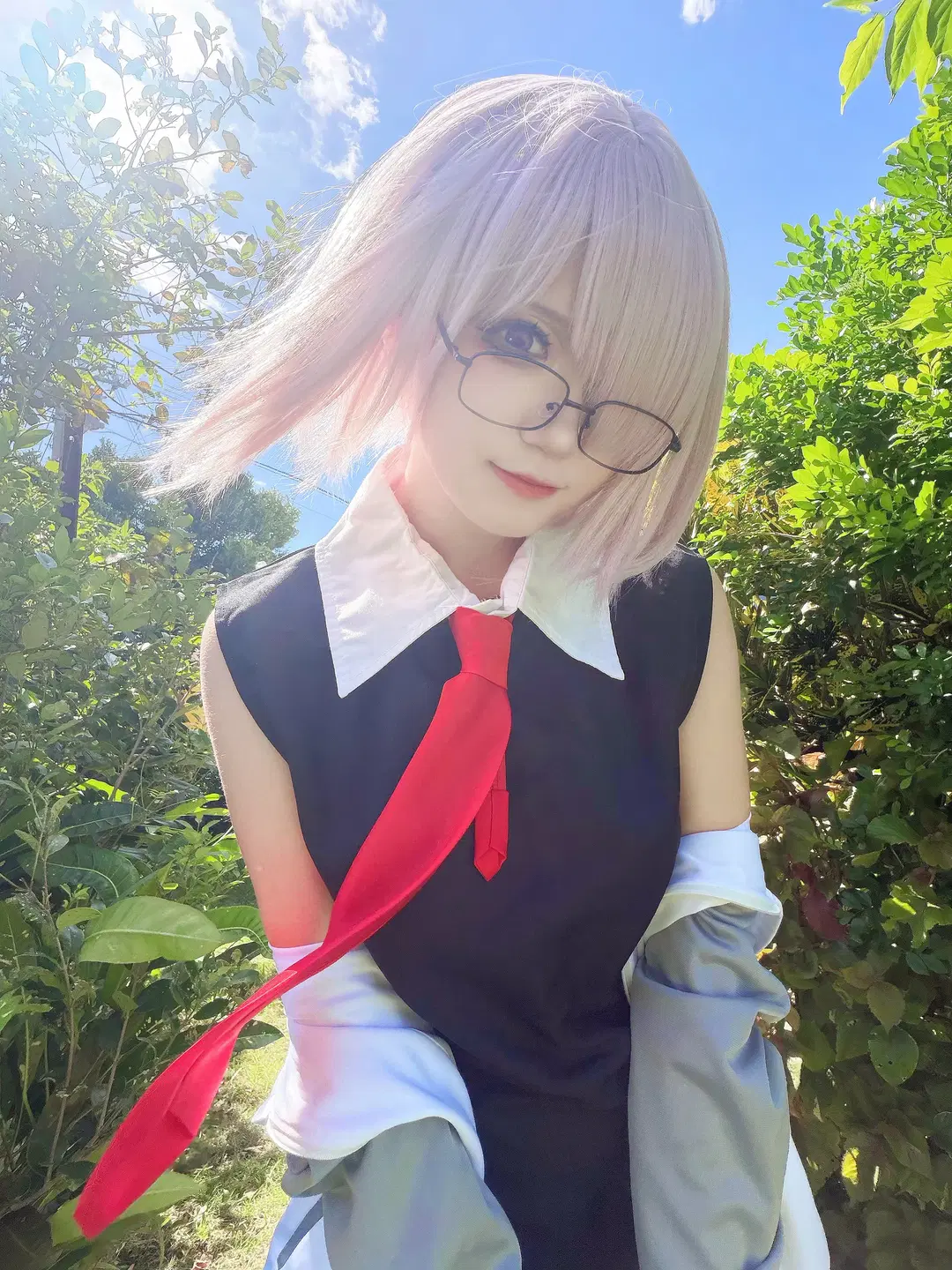 cosplay, Fate/Grand Order, Silver hair, Glasses, red tie