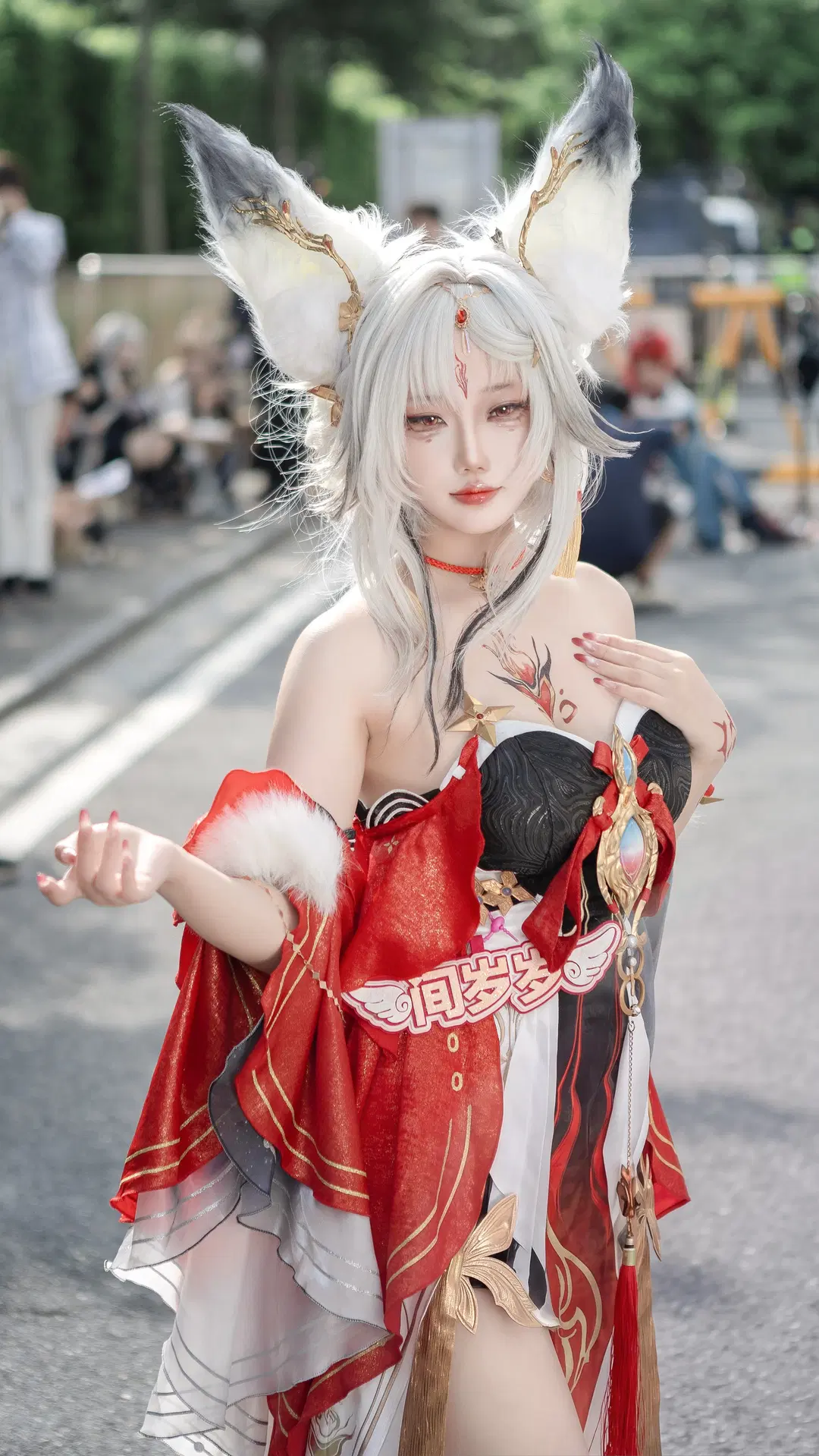 【心月狐cos】鸣潮漫展场外自然光返图 - wildwind风酱 - 第4张
