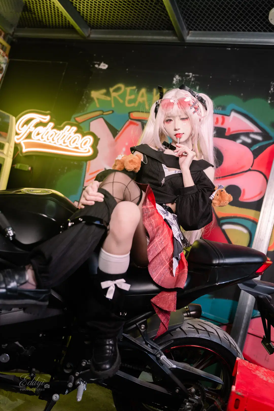 【花火cos】崩坏星穹铁道：在霓虹与机车中演绎二次元的现实魔法 - EddieZ - 第9张