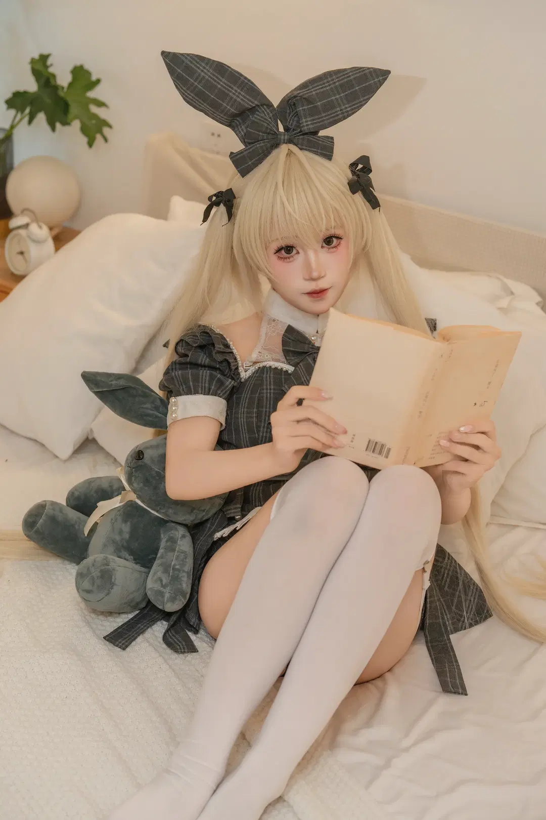 [Kasugano Sora cosplay] Yosuga no Sora Custom design cosplay masculine rabbit: An at-home daily interwoven with a plaid dress and White stockings by 白茶shirachi - Image 3