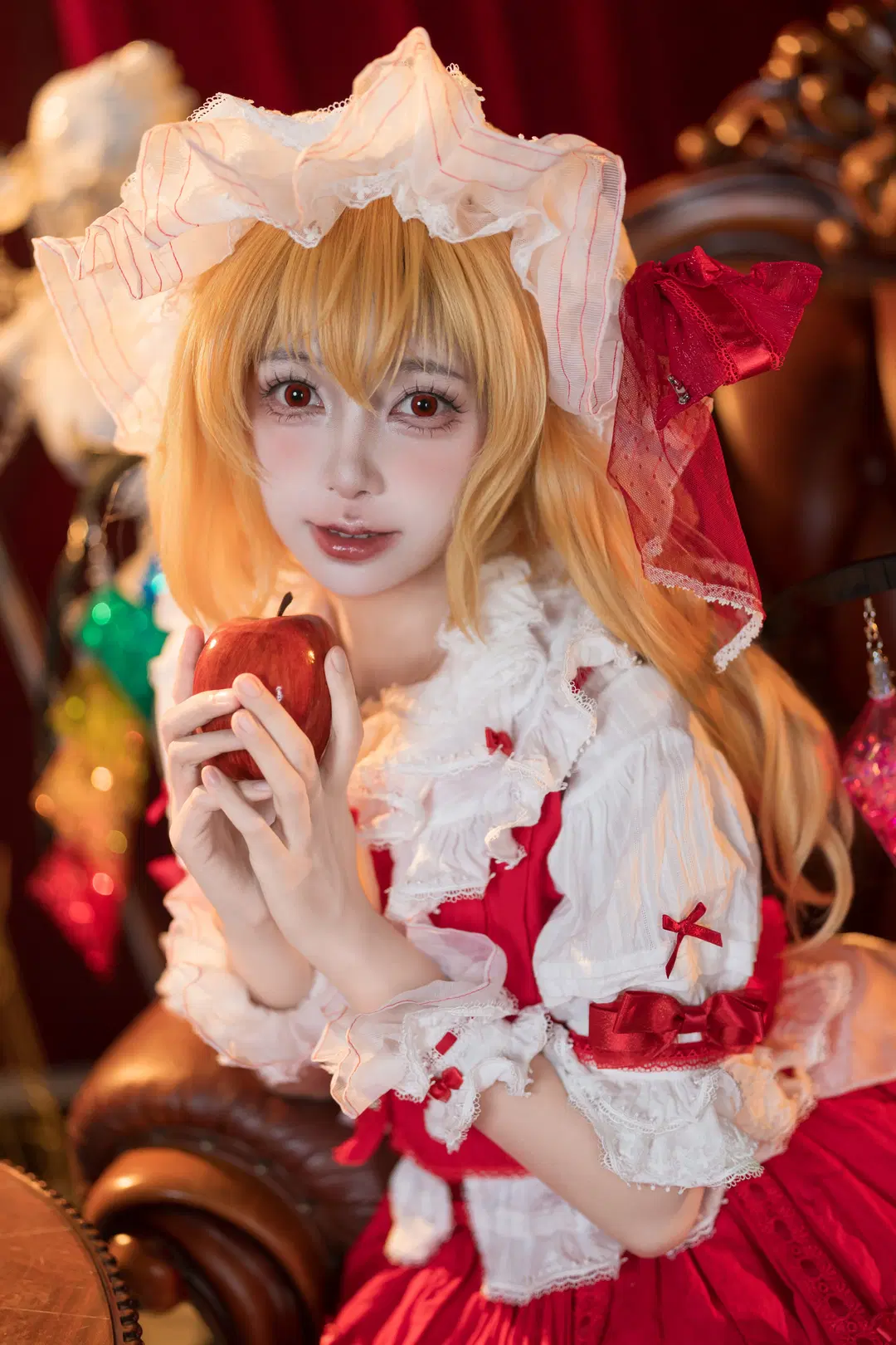 【フランドール・スカーレット コスプレ】『東方紅魔郷』赤白ドレスとクラシカルな劇場の調べ - 黑爱势力登场 - 2枚目
