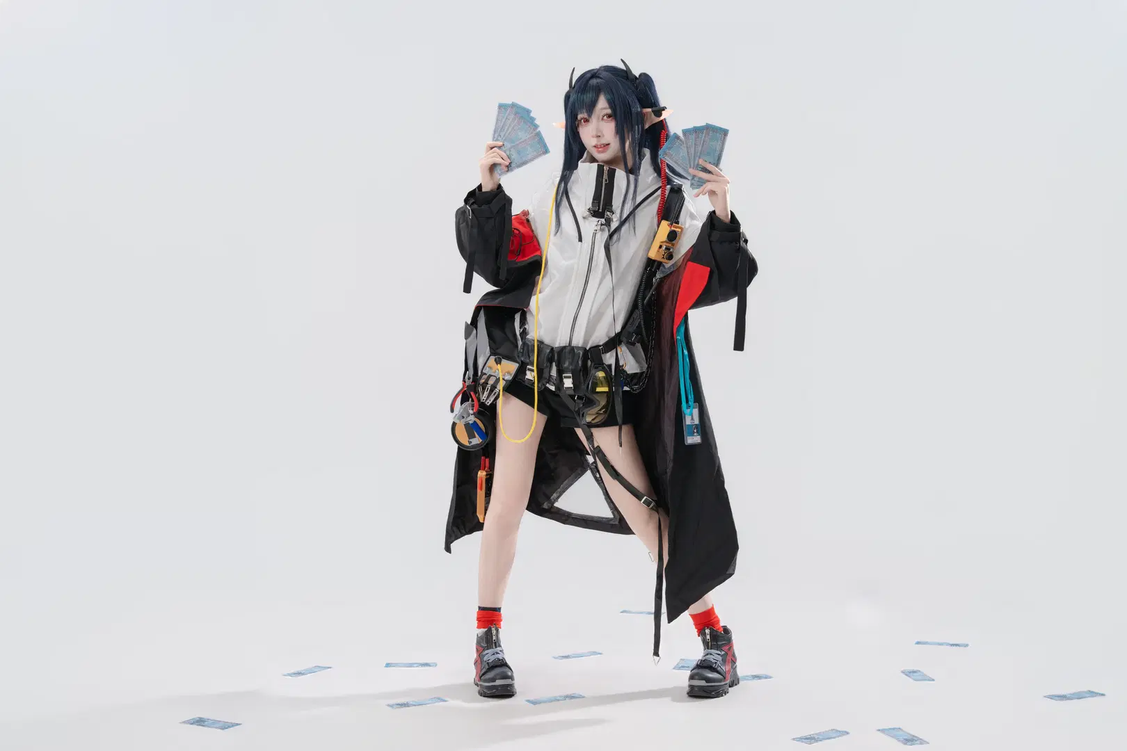 [Closure cosplay] Arknights White Studio Posing Reference Practice by 黑爱势力登场 - Image 6