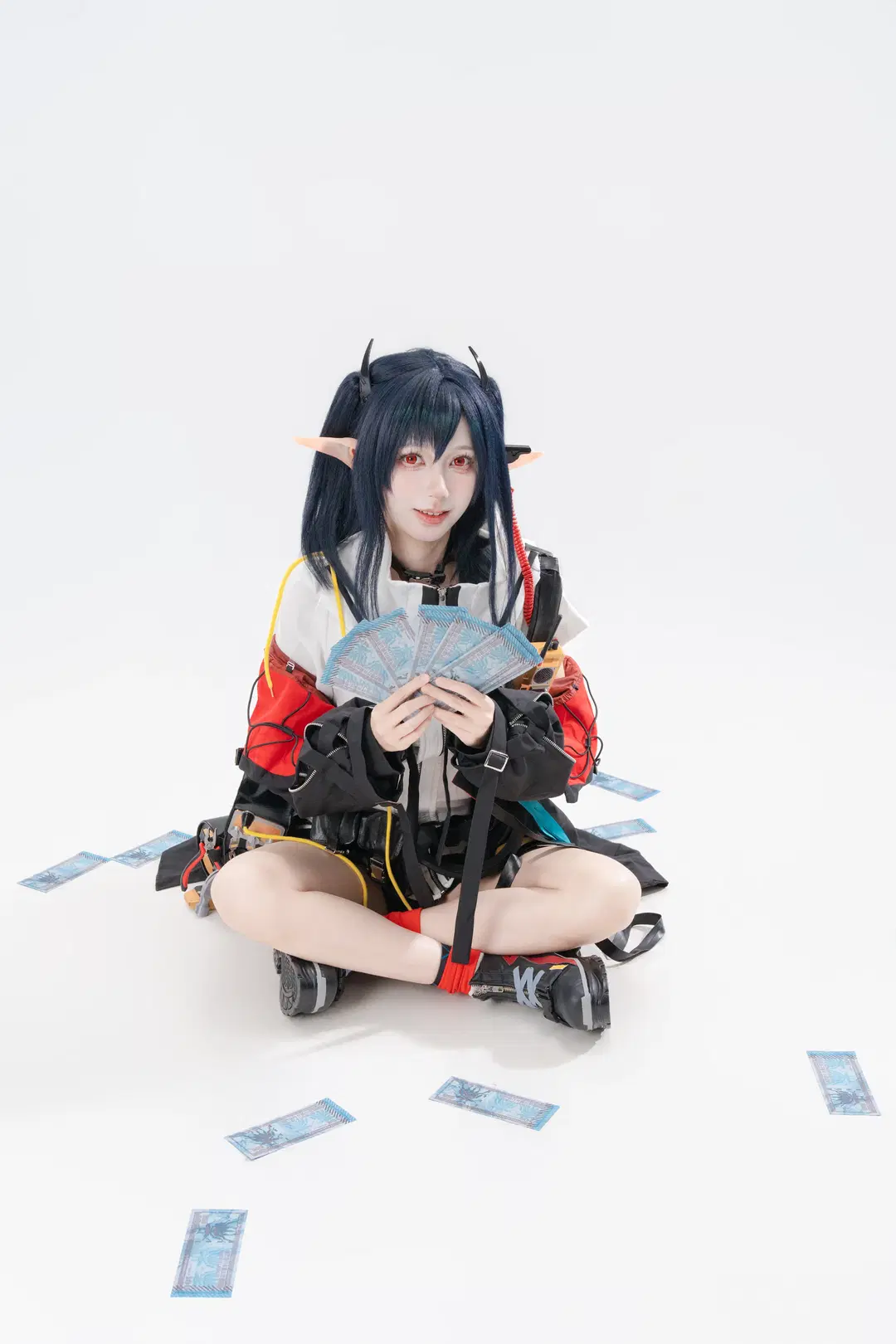 [Closure cosplay] Arknights White Studio Posing Reference Practice by 黑爱势力登场 - Image 7