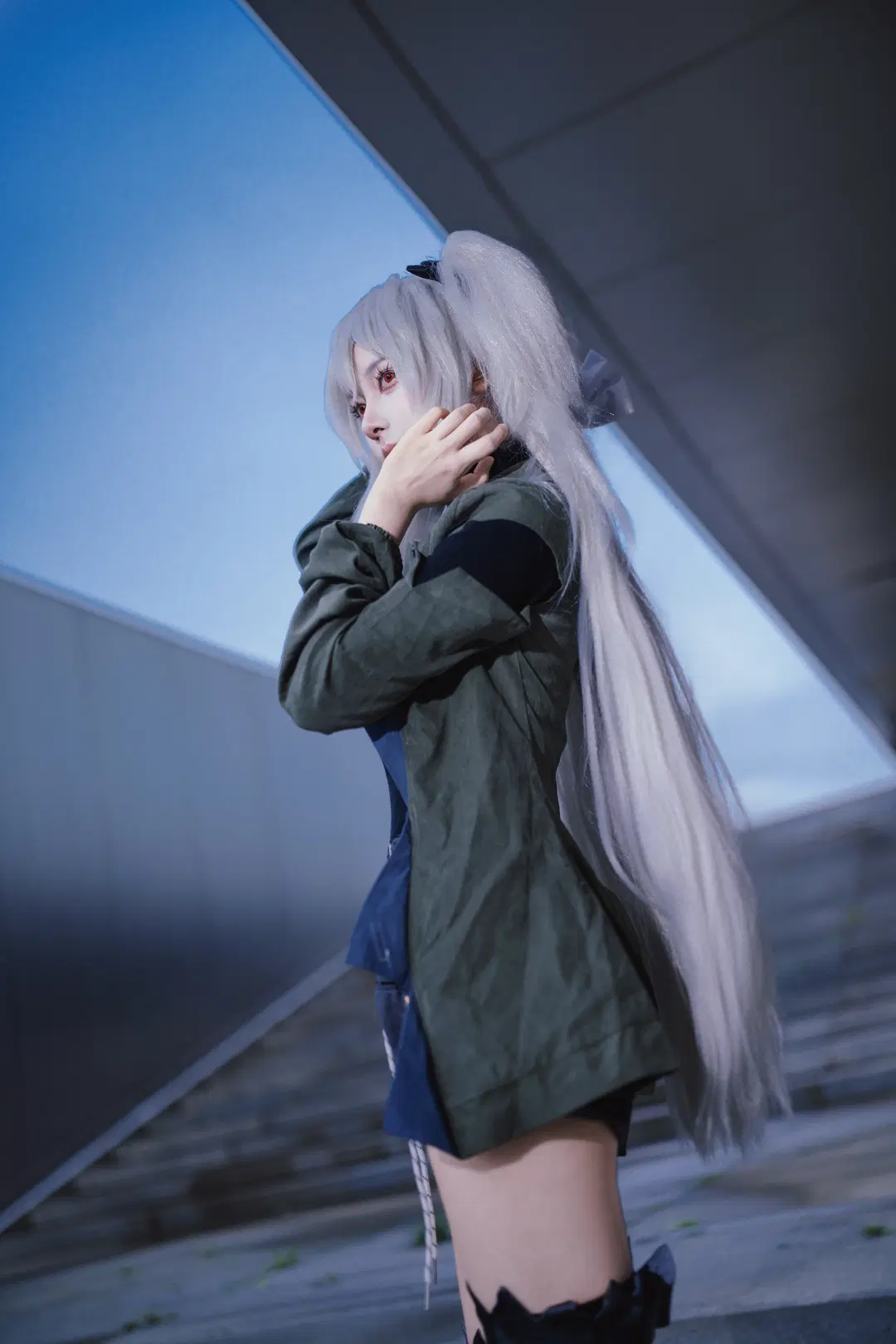 【斯卡蒂cos】明日方舟下一頓午茶，街頭戰術風出街 - 黑爱势力登场 - 第4張