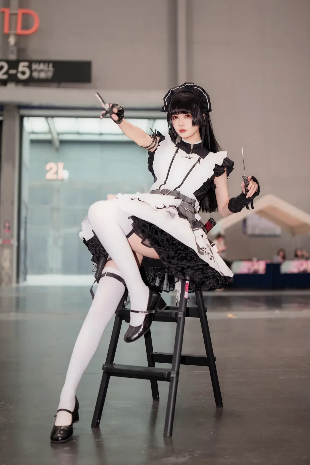 黒白テックウェアの戦闘風、戦闘メイド コスプレ、このサイバーメイド衣装は本当にカッコいい - Y3 - 2枚目