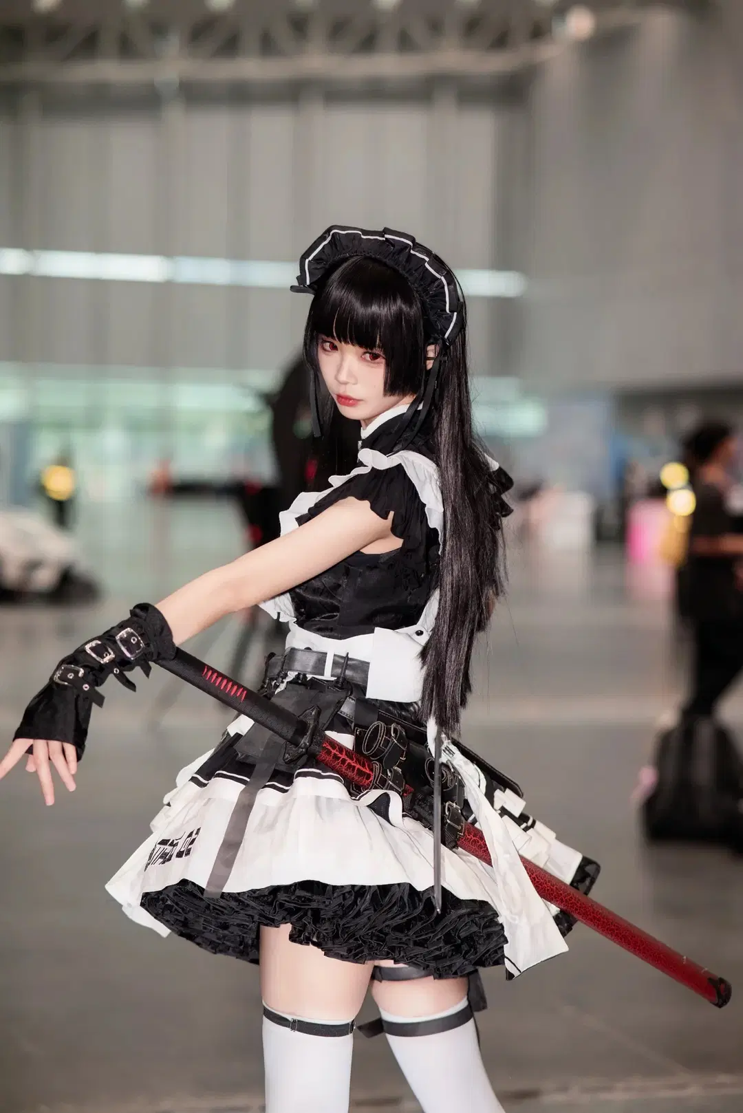 黒白テックウェアの戦闘風、戦闘メイド コスプレ、このサイバーメイド衣装は本当にカッコいい - Y3 - 3枚目