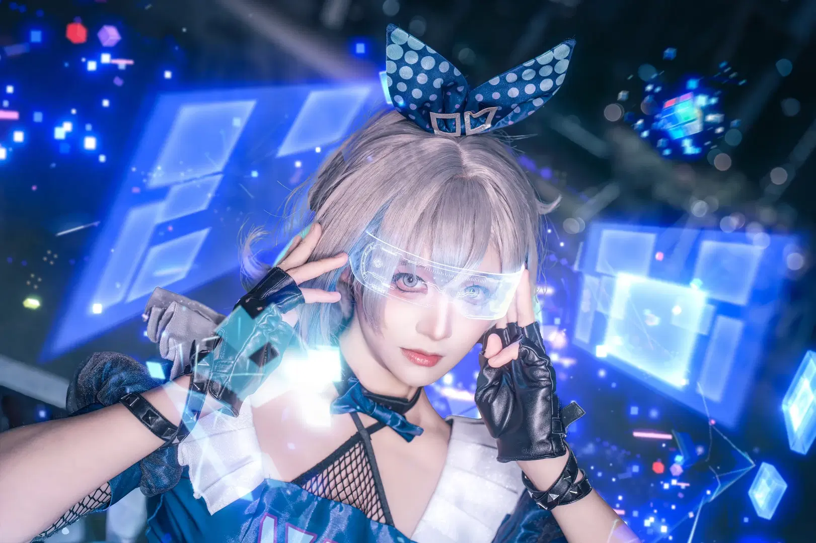 [Silver Wolf cosplay] Hacker Bunny Strike: Ready to Be Defeated by Me?