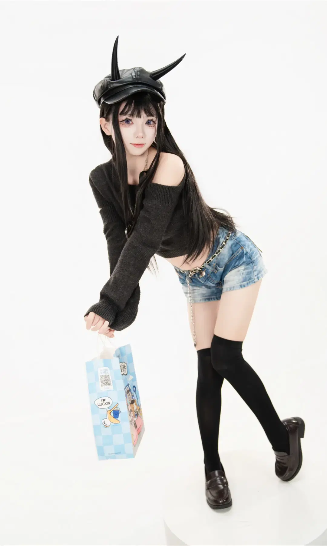能代 コスプレ アズールレーン ラグジュアリー・フレグランス・ランデブー 黒ストッキング オフショルダーニット スタジオ撮影記録 - 雪风大王 - 2枚目