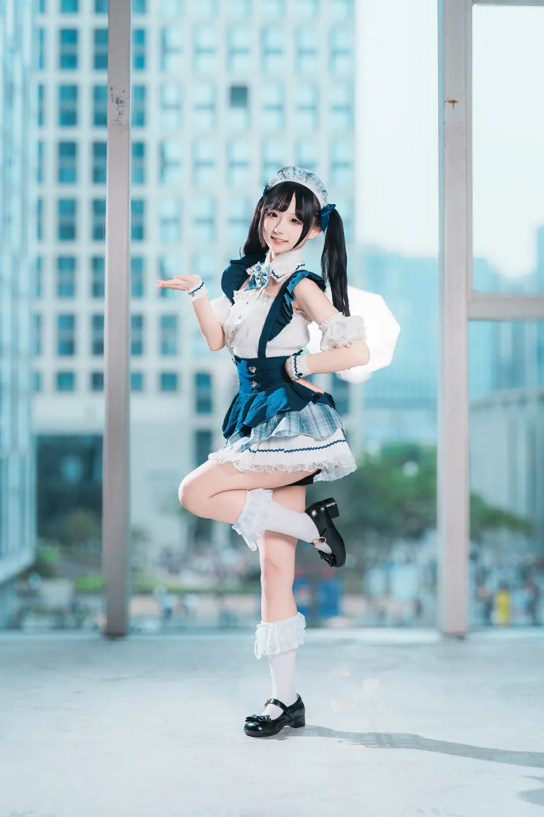 Anime convention, CICF Expo, White stockings, Maid style cosplay, Idol outfit styling