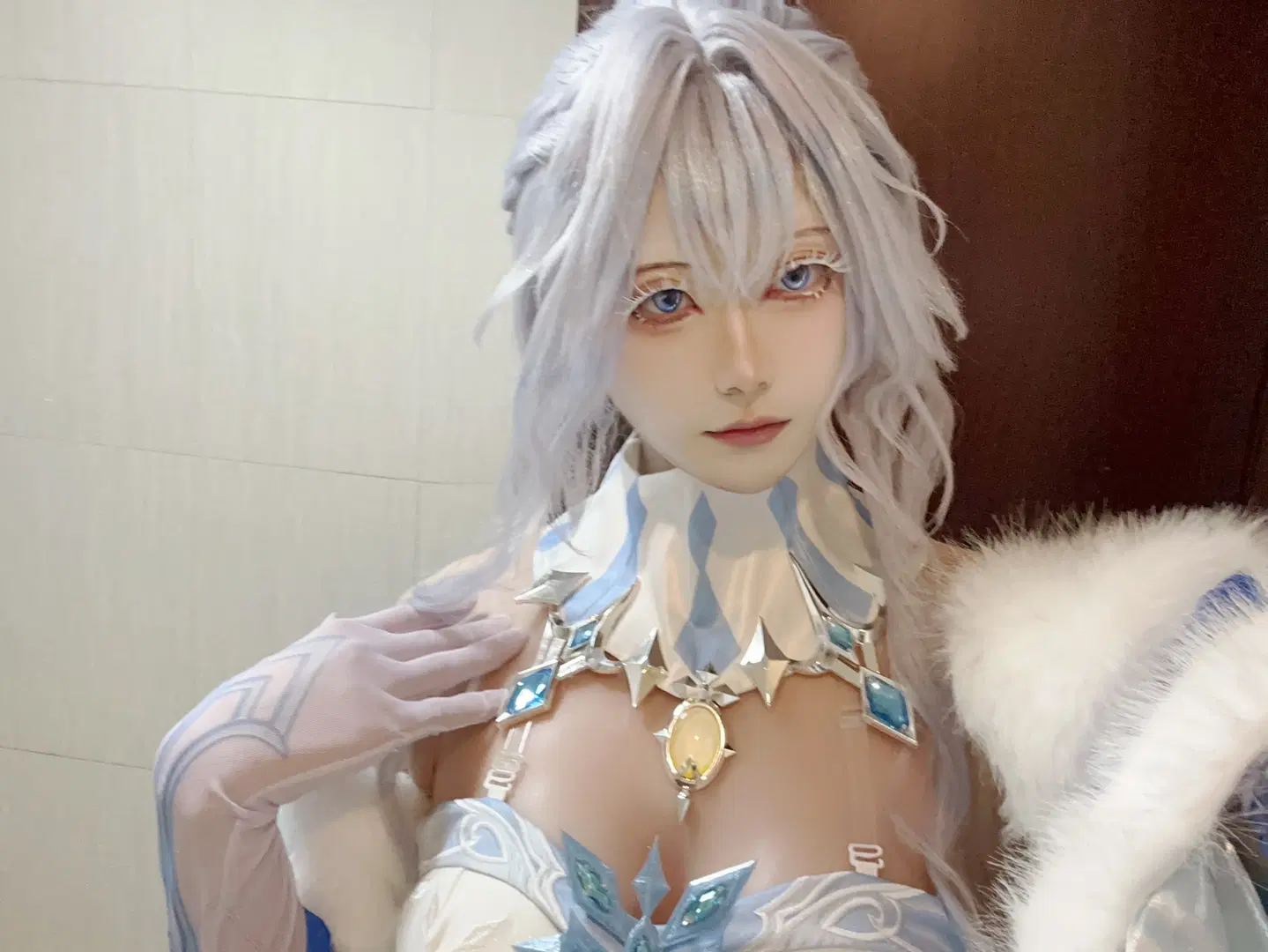 【冰之女皇cos】原神冰之女皇现身CICF，会是全网第一个男生吗 - 森森森屿 - 第3张