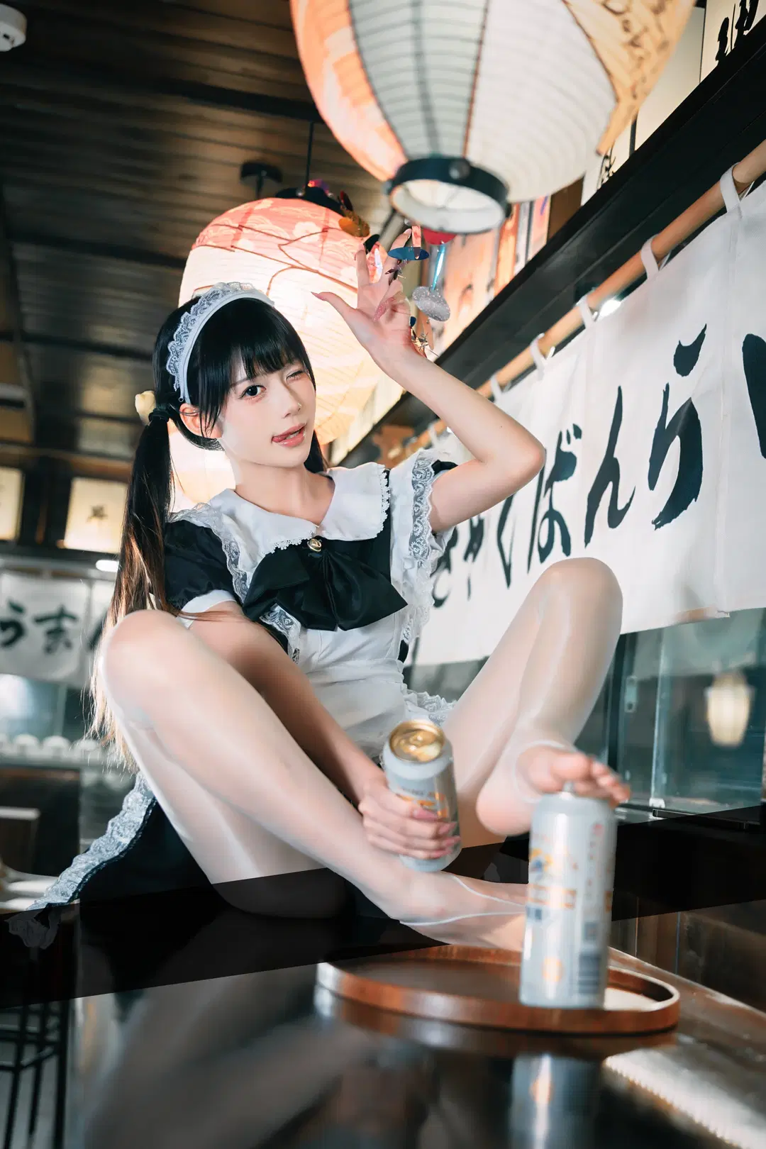 cosplay, 白丝, 日系写真, 女仆装cos, 居酒屋拍照