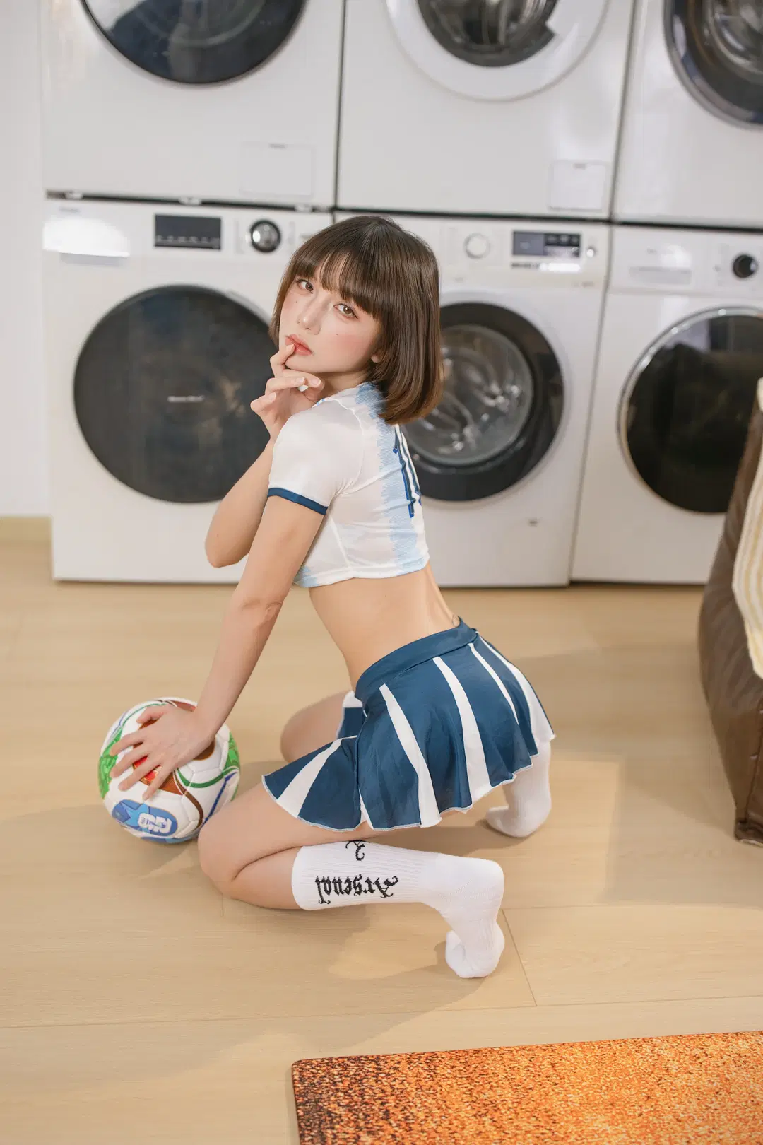 运动风少女的足球宝贝写真，蓝白格调太夏天了 - 小白不小新📸（常驻深圳开单中） - 第2张