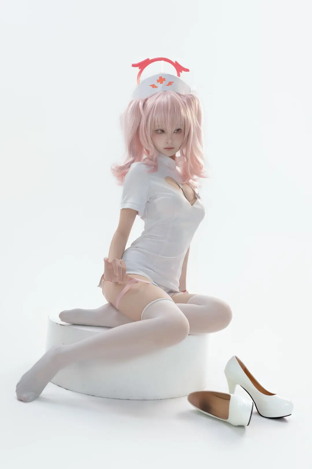 二次元撮影, ブルーアーカイブ, コハル コスプレ, ナース服コスプレ, 白ストッキング