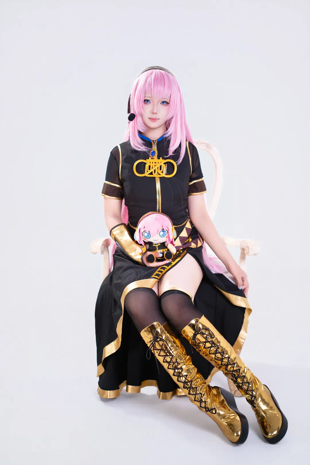 【巡音ルカコスプレ】ボーカロイド黒金衣装の白ホリ撮影記録 - AAA快门工沐师傅 - 3枚目