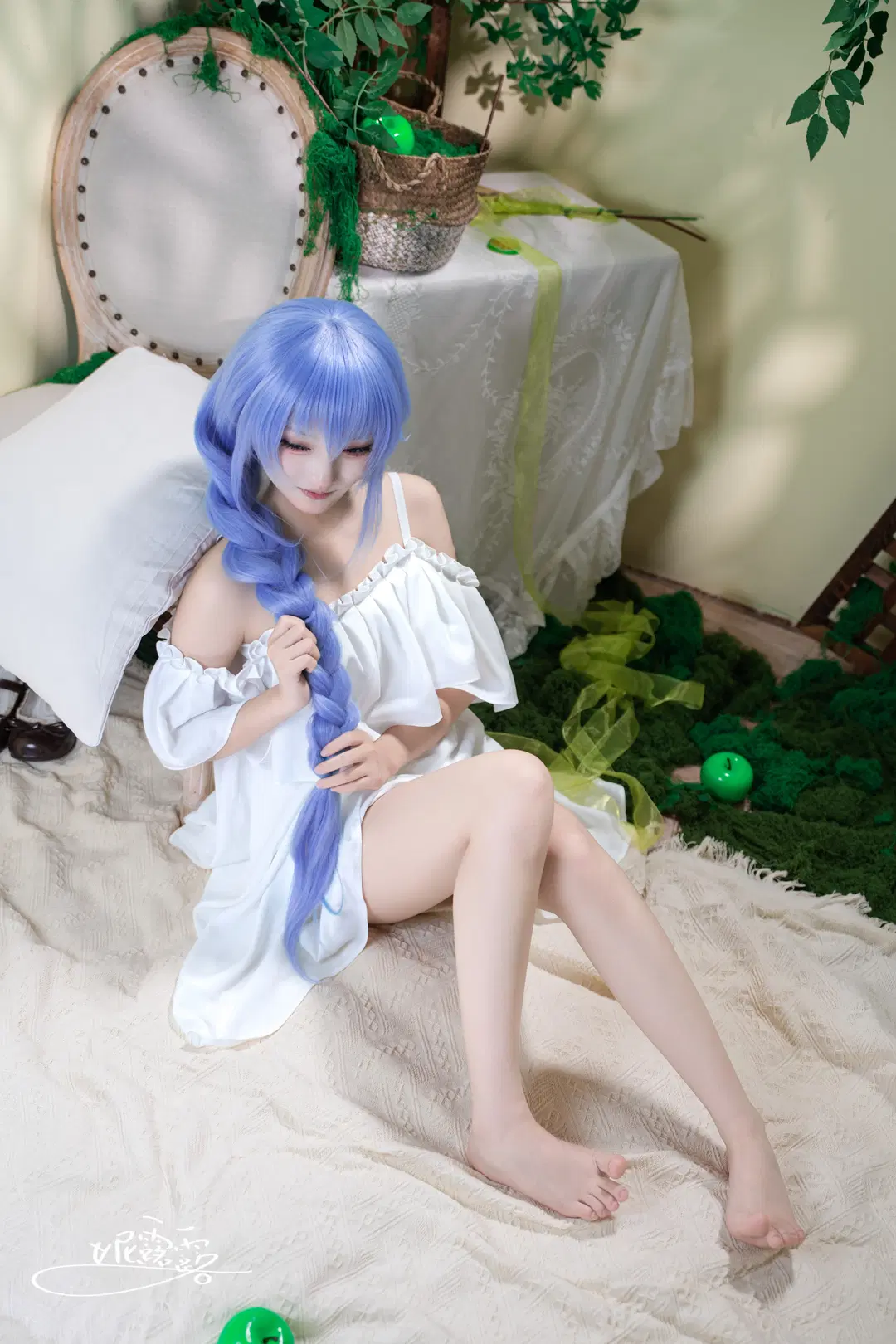 洛琪希cos 冰蓝假发与白裙的森系碰撞 - 妮露露 - 第4张