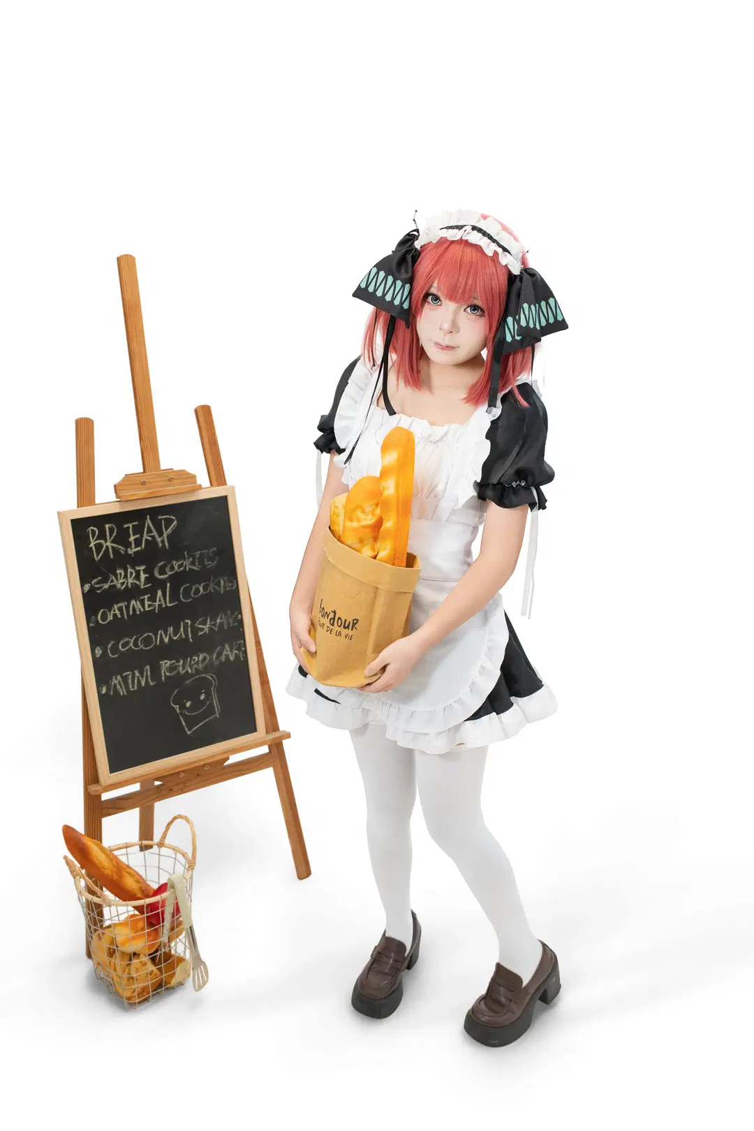 【中野二乃cos】五等分的花嫁女仆装扮，动作细节全解析 - 三七 - 第2张