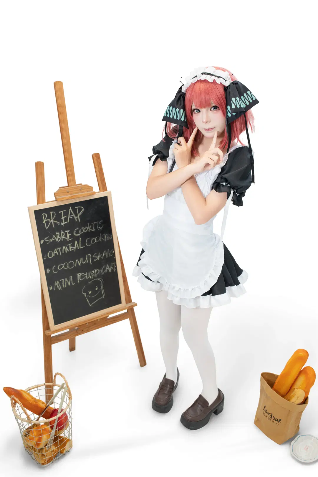 【中野二乃cos】五等分的花嫁女仆装扮，动作细节全解析 - 三七 - 第4张