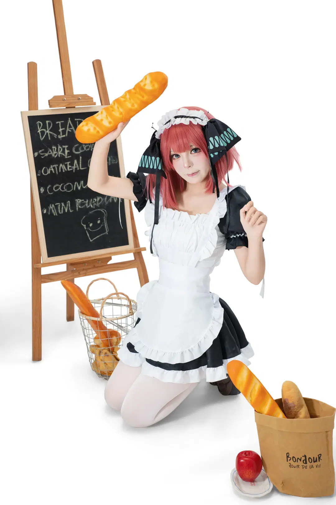 【中野二乃cos】五等分的花嫁女仆装扮，动作细节全解析 - 三七 - 第5张