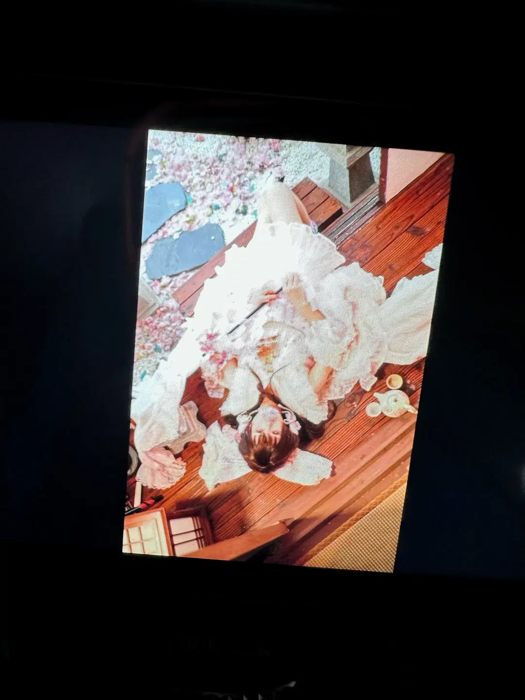 [Reimu Hakurei Cosplay] Touhou Project Fan-Created Concept: A Journey to a Kyoto Courtyard by 魚籽Umm_ - Image 2