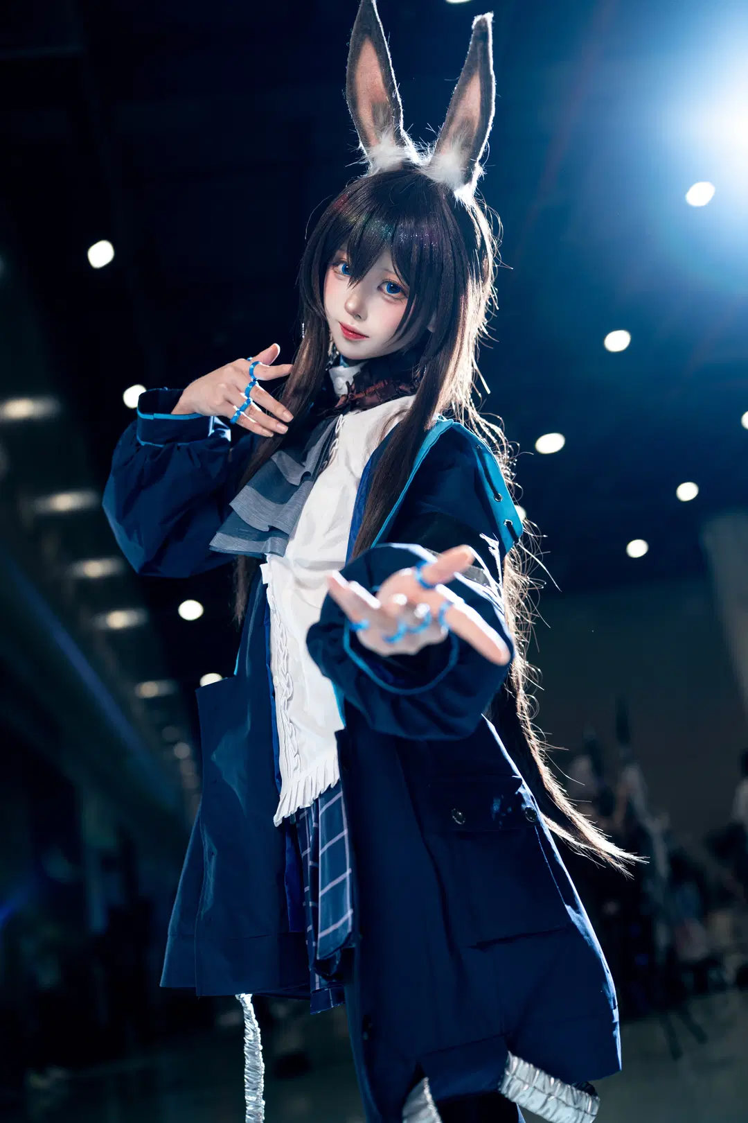 【阿米婭cos】漫展冷光下的細膩質感與靈動瞬間 - L同学不好好努力 - 第2張