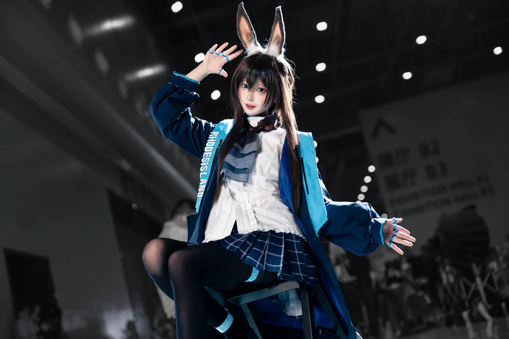 【阿米婭cos】漫展冷光下的細膩質感與靈動瞬間 - L同学不好好努力 - 第3張