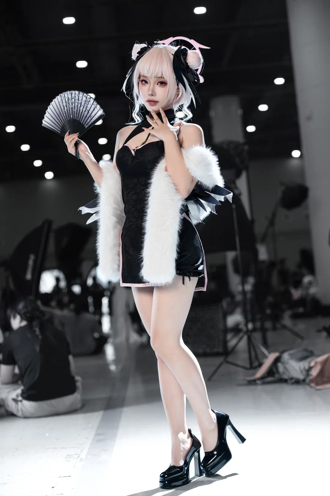 【下江コハル コスプレ】黒チャイナドレスと白のもこもこショールによるイベント撮影記録 - L同学不好好努力 - 3枚目