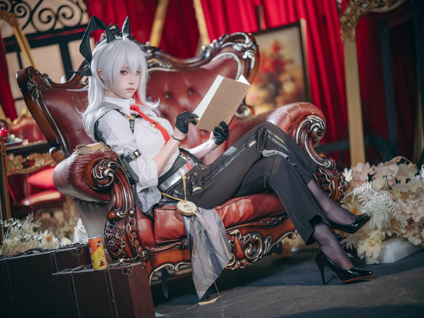 【贊妮cos】鳴潮加班御姐的棚拍空間感挑戰 - 蒋书剑（2.0） - 第5張