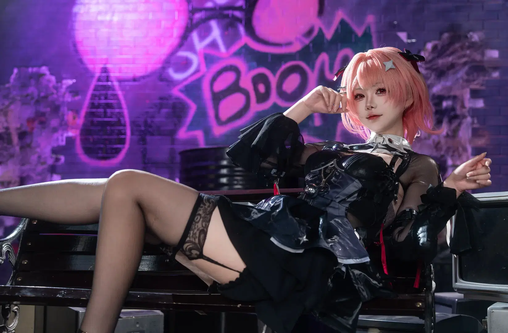 绝区零, 二次元cosplay, 暗黑风, 蕾米埃尔cos, 丝袜