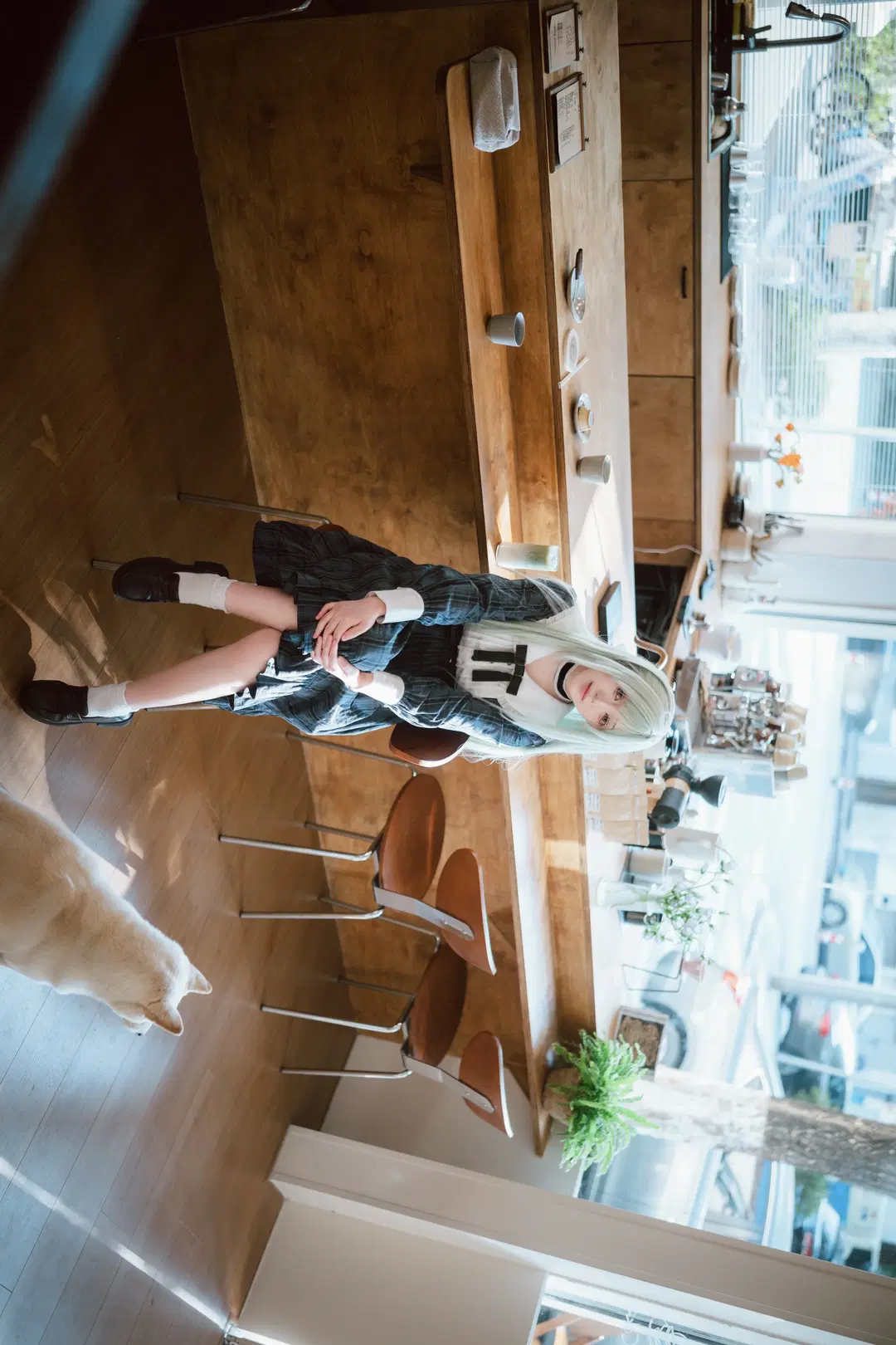 [Wakaba Mutsumi cosplay] Serene Afternoon of Ave Mujica: Mutsumi rice in a Cafe by 云间glow📷 - Image 3
