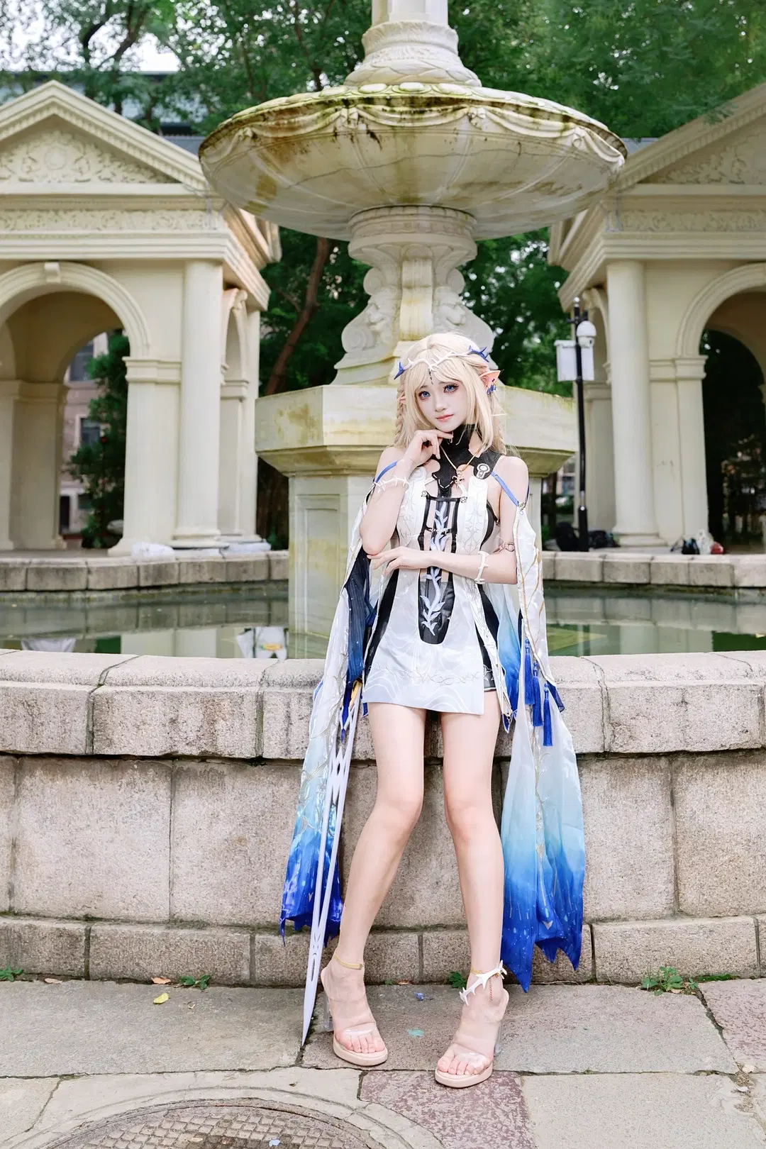 鸣潮, cosplay, 卡提希娅cos, 外景摄影, 奇幻精灵