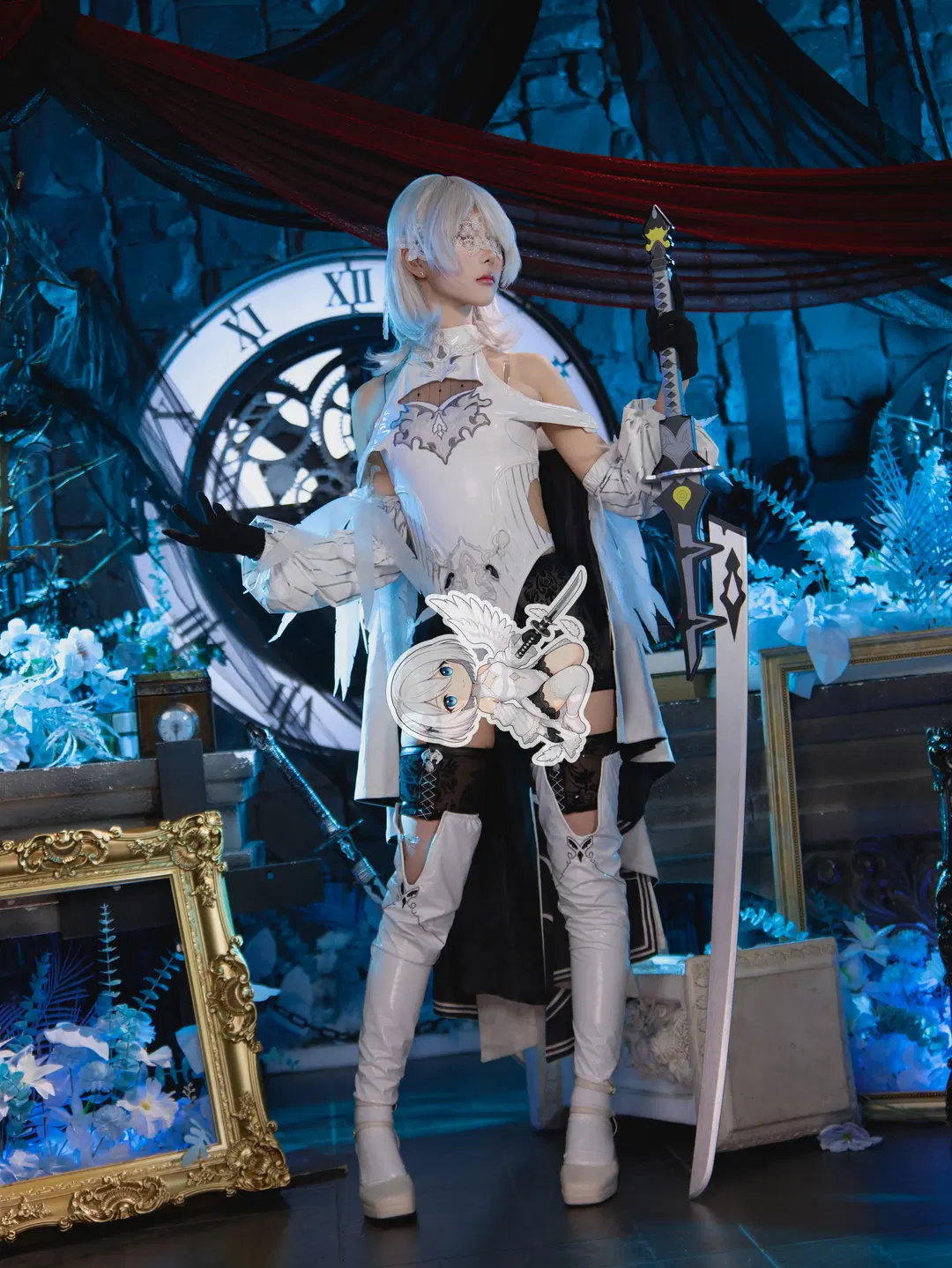 [10H cosplay] White Feather Beneath the Clock Tower: Stillness and Sharpness in the Cold Light of the Black Cathedral by 萌萌的亚古兽HANS - Image 4