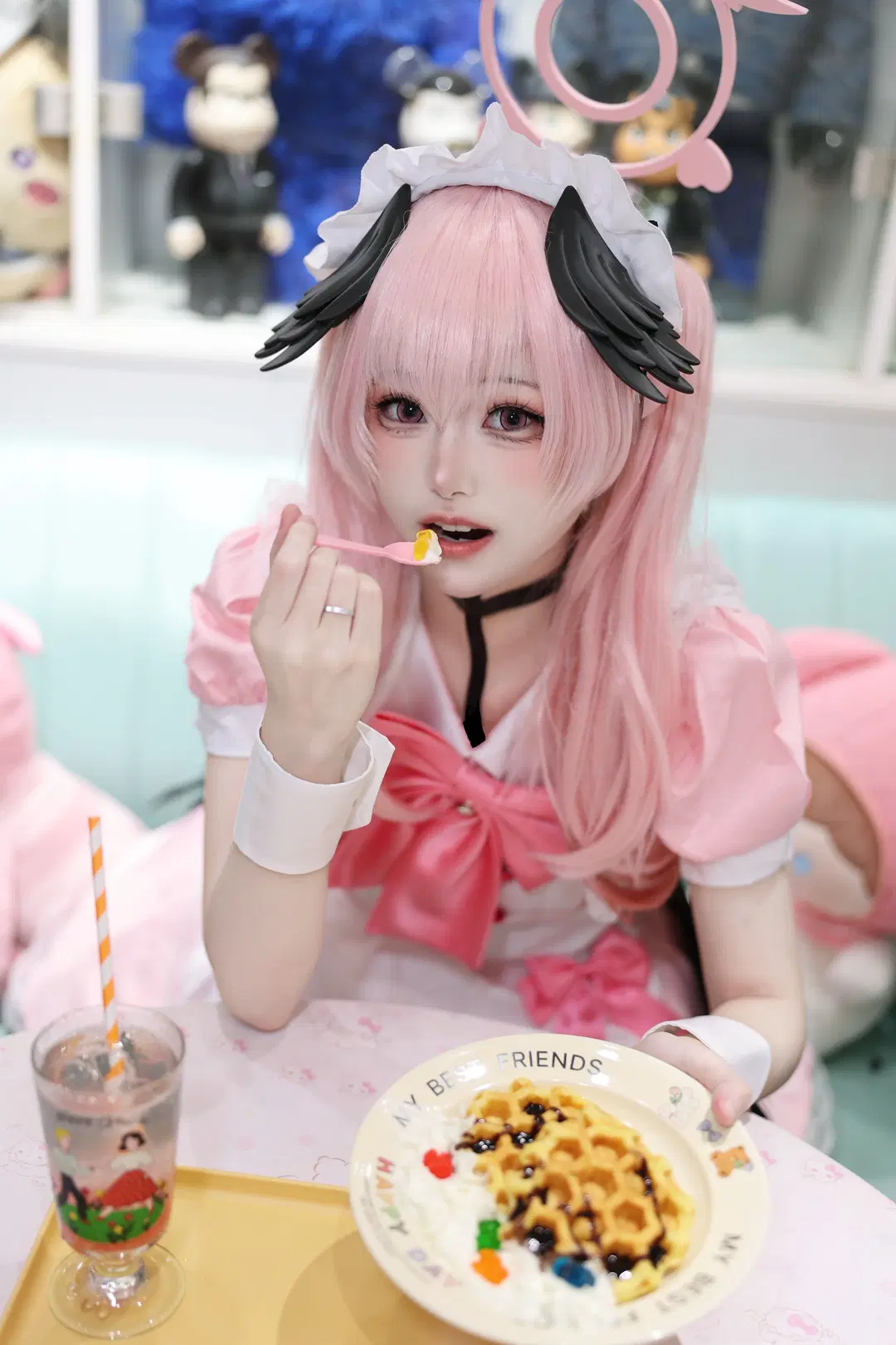 【Shimoe Koharu cosplay】Sweet Critical Hit from Blue Archive's Pink Maid outfit by 悲伤的肥牛卷 - Image 3