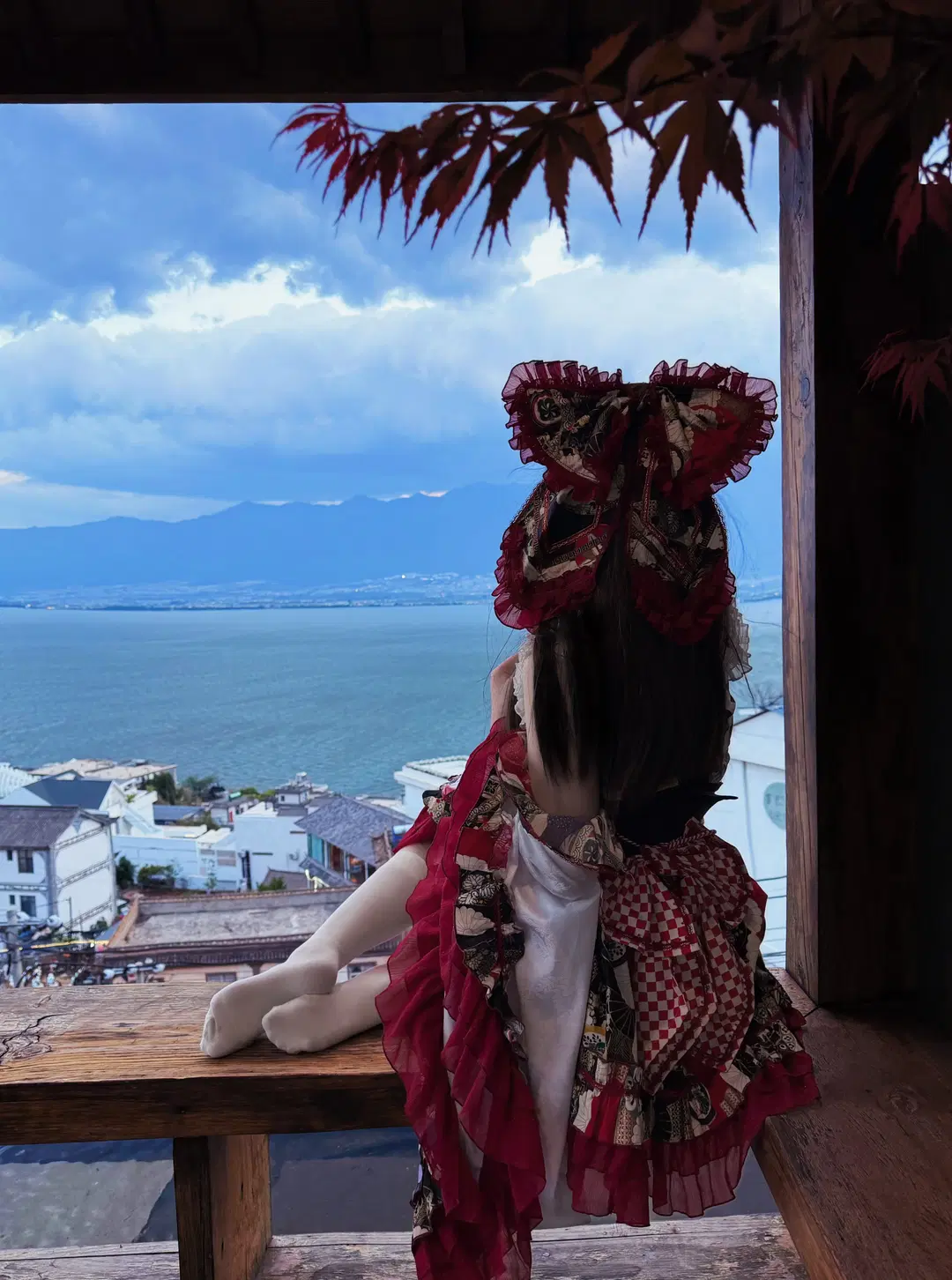 東方Project和ロリの装い、紅葉の窓辺の午後 - 我真的伏拉 - 2枚目
