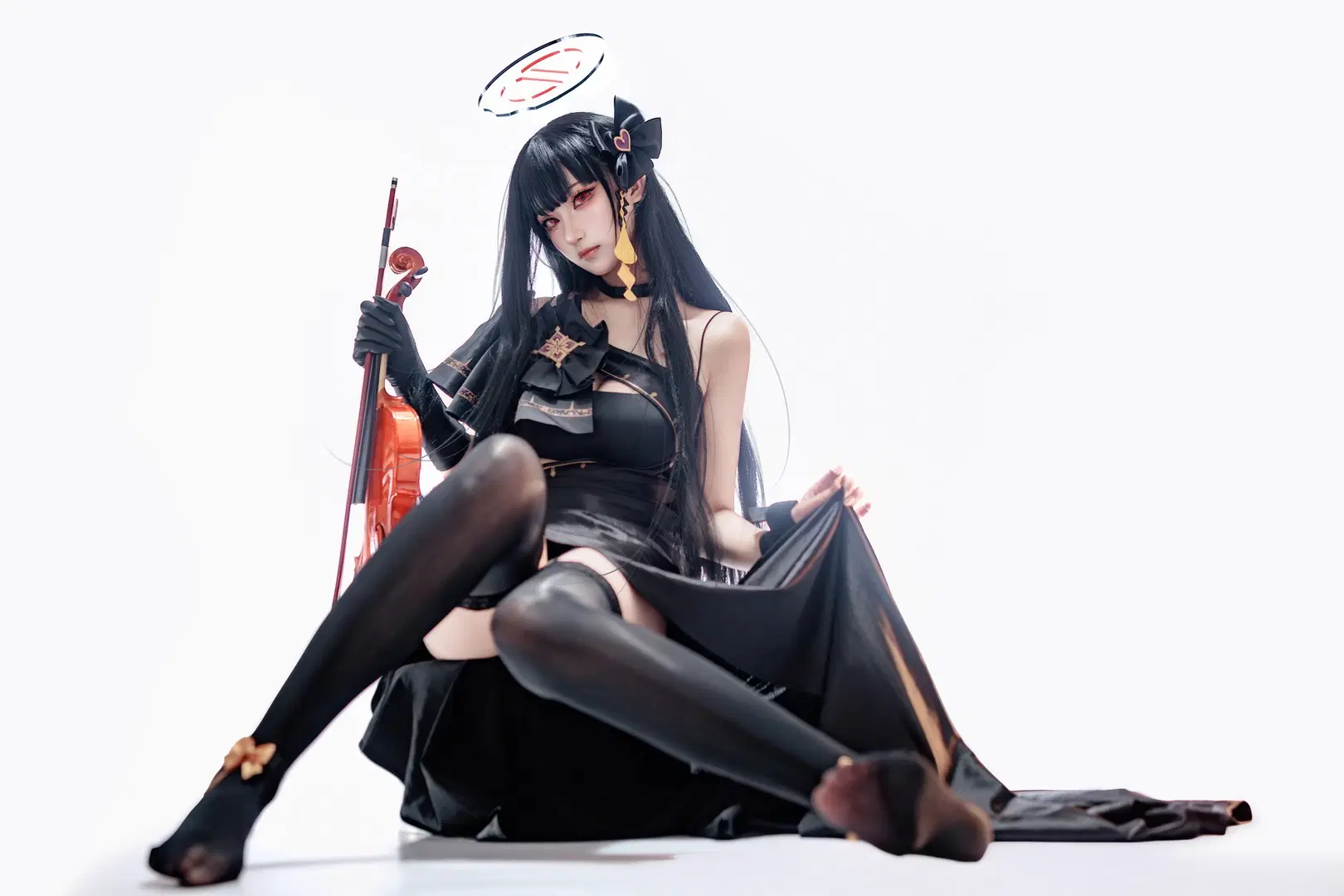 [Tsukatsuki Rio cosplay] Blue Archive: Elegant Moments of the Dark Aristocratic Lady by 在线只有5分钟 - Image 3