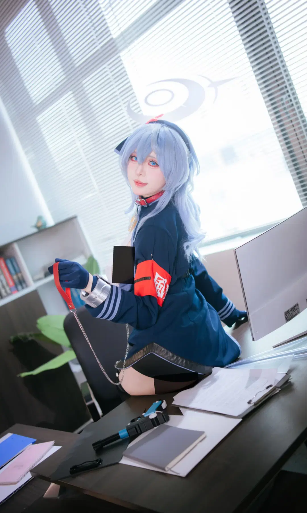 [Amau Ako cosplay] Blue Archive Disciplinary Committee Member's Office Routine by 在线只有5分钟 - Image 2