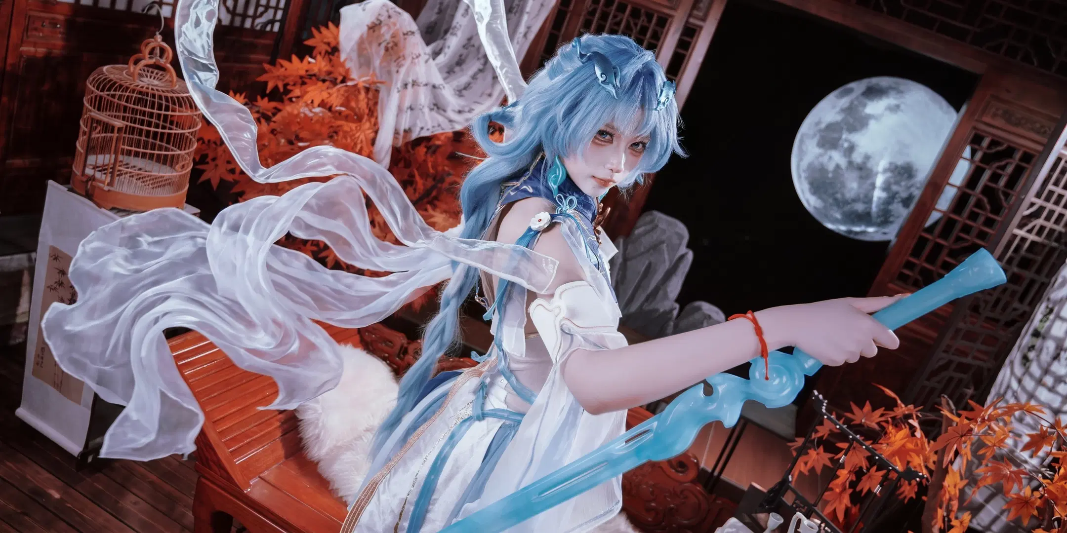 【清宵コスプレ】『鳴潮』中国風の赤紅の紅葉に佇むクールな少女 - 鱼遇雨欲与雨语 - 5枚目