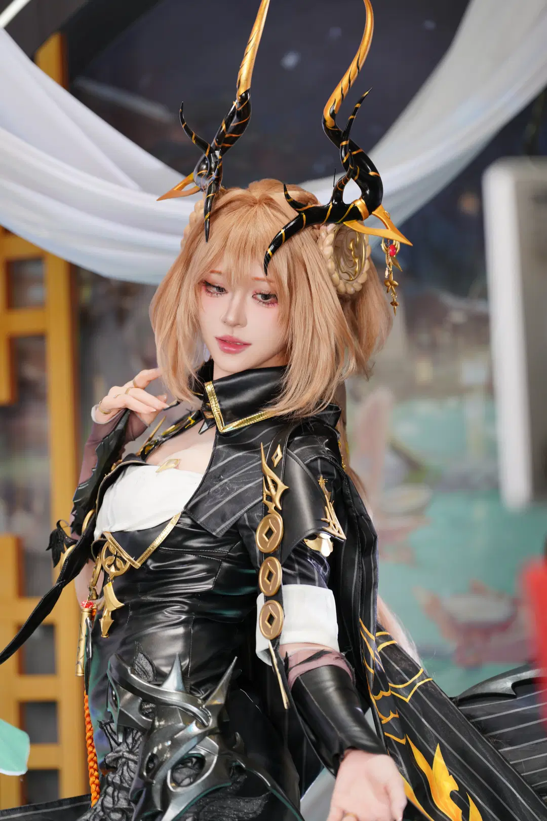 【止流cos】二重螺旋黑金造型漫展返图 - 奕宁 - 第2张