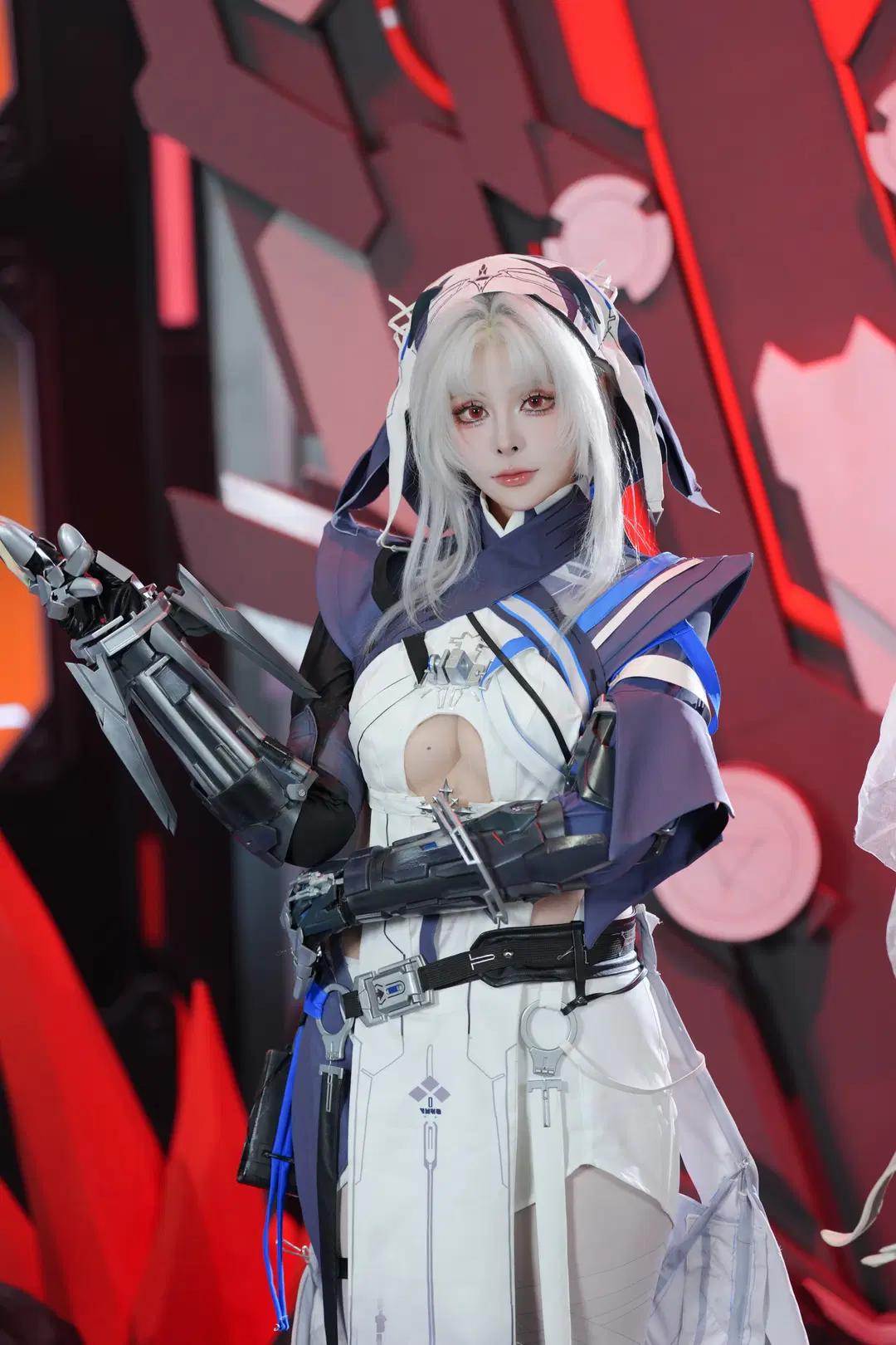 【阿德莱德cos】战双帕弥什的机械武装准备就绪 - 奕宁 - 第11张